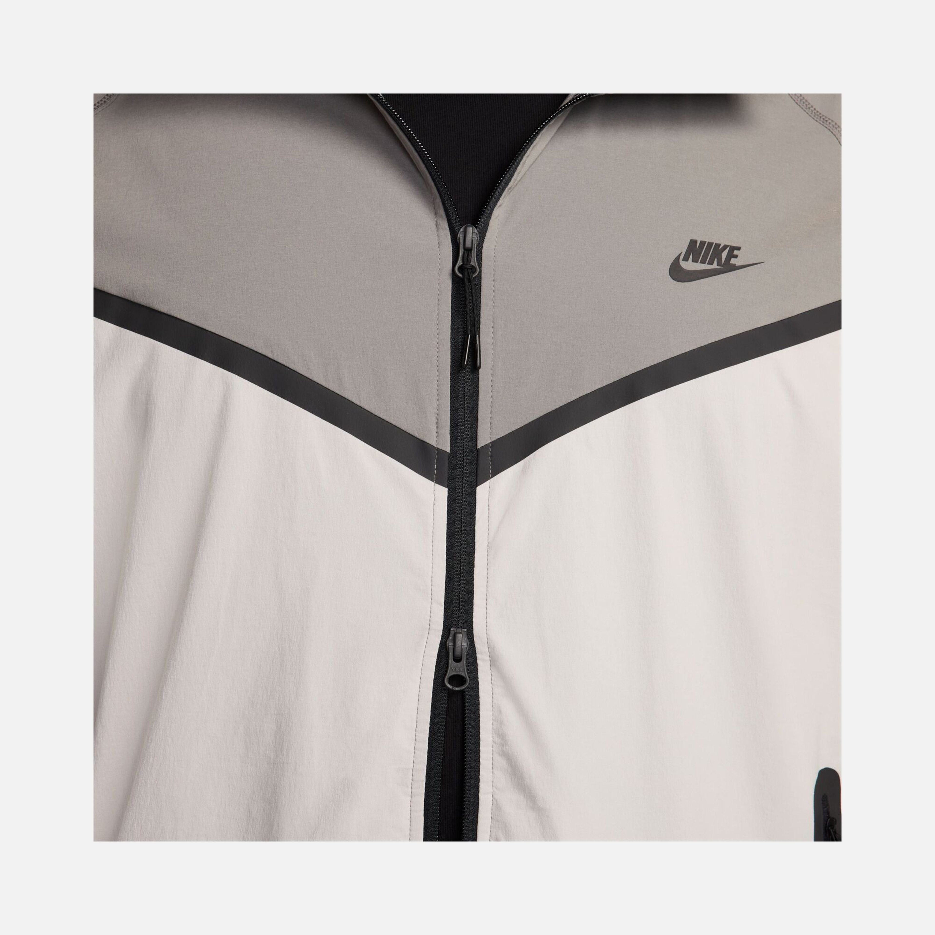 Nike Tech Woven Windrunner Full-Zip Hooded Erkek Ceket