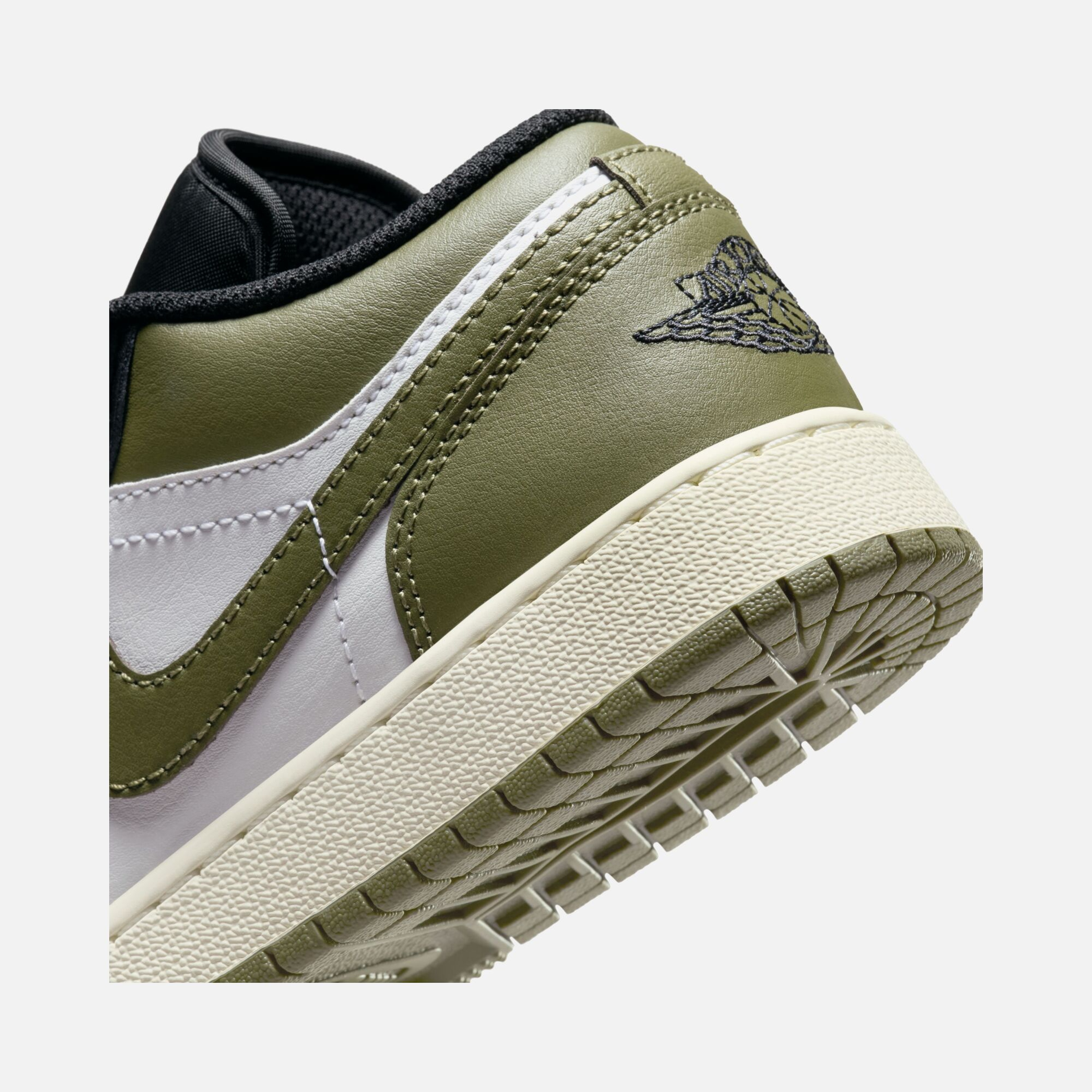 Nike Air Jordan 1 Low SS25 (GS) Spor Ayakkabı