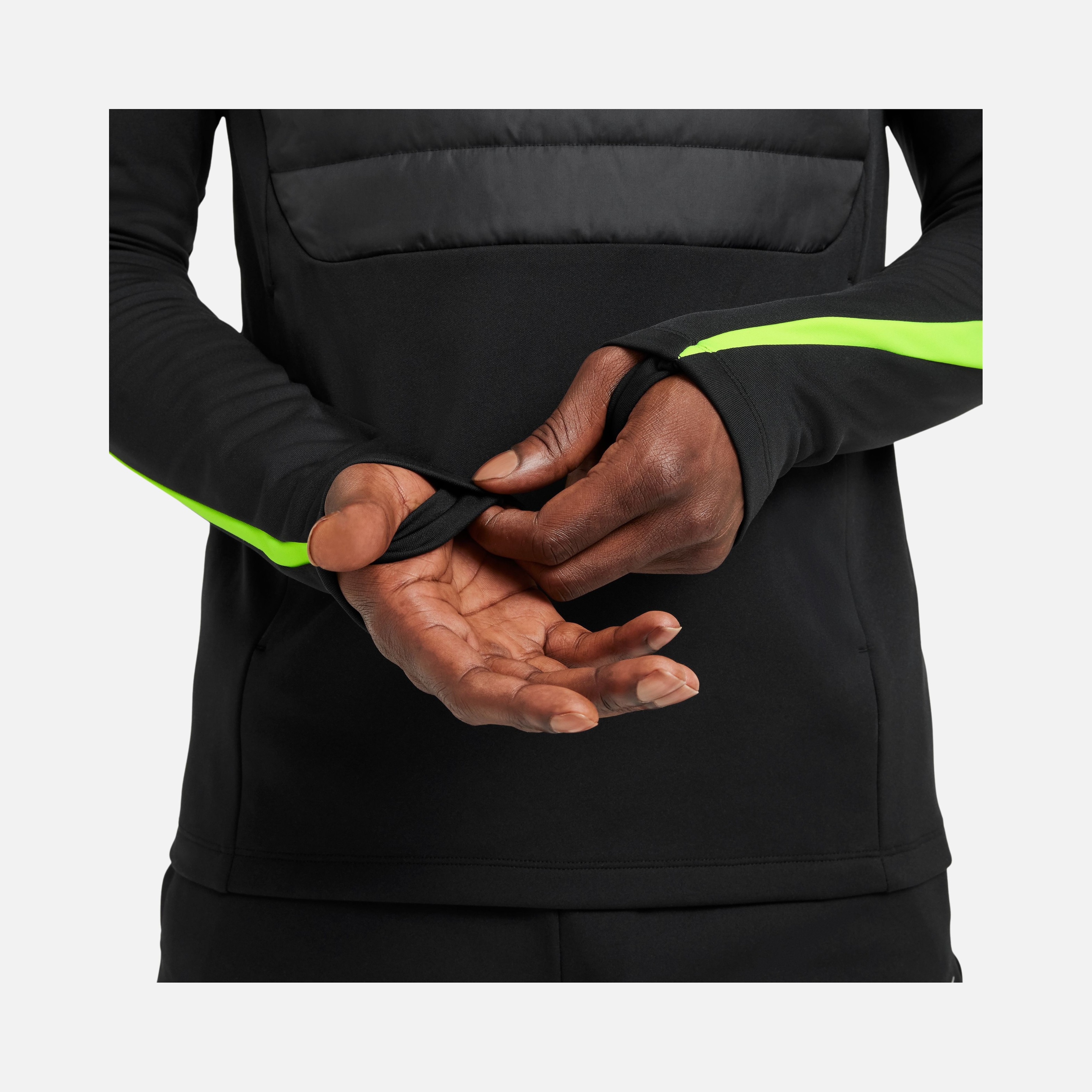 Nike Academy Winter Warrior Therma-Fit 1/2-Zip Soccer Erkek Sweatshirt