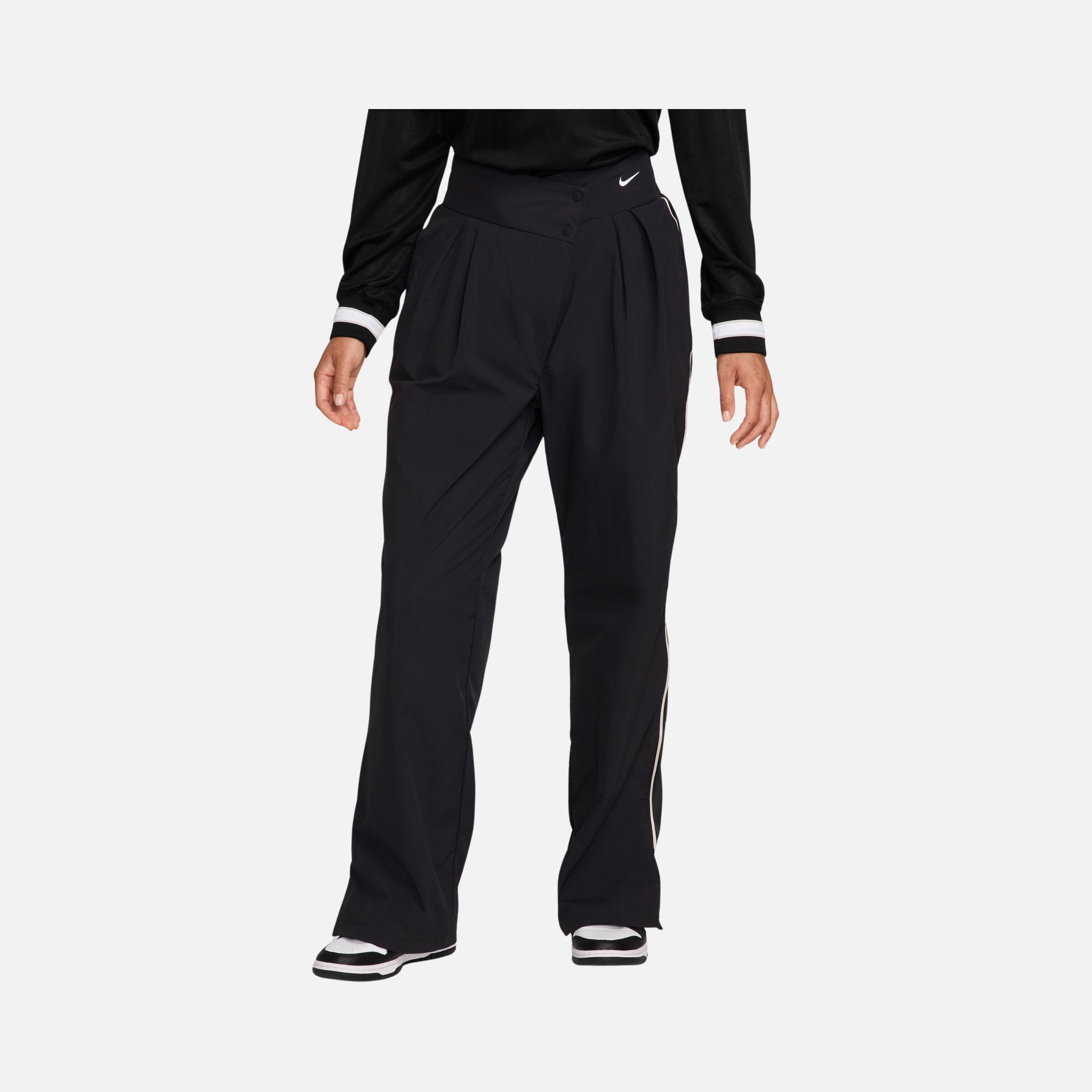 Nike Sportswear Mid-Rise Repel Asymmetrical-Waist Kadın Pantolon