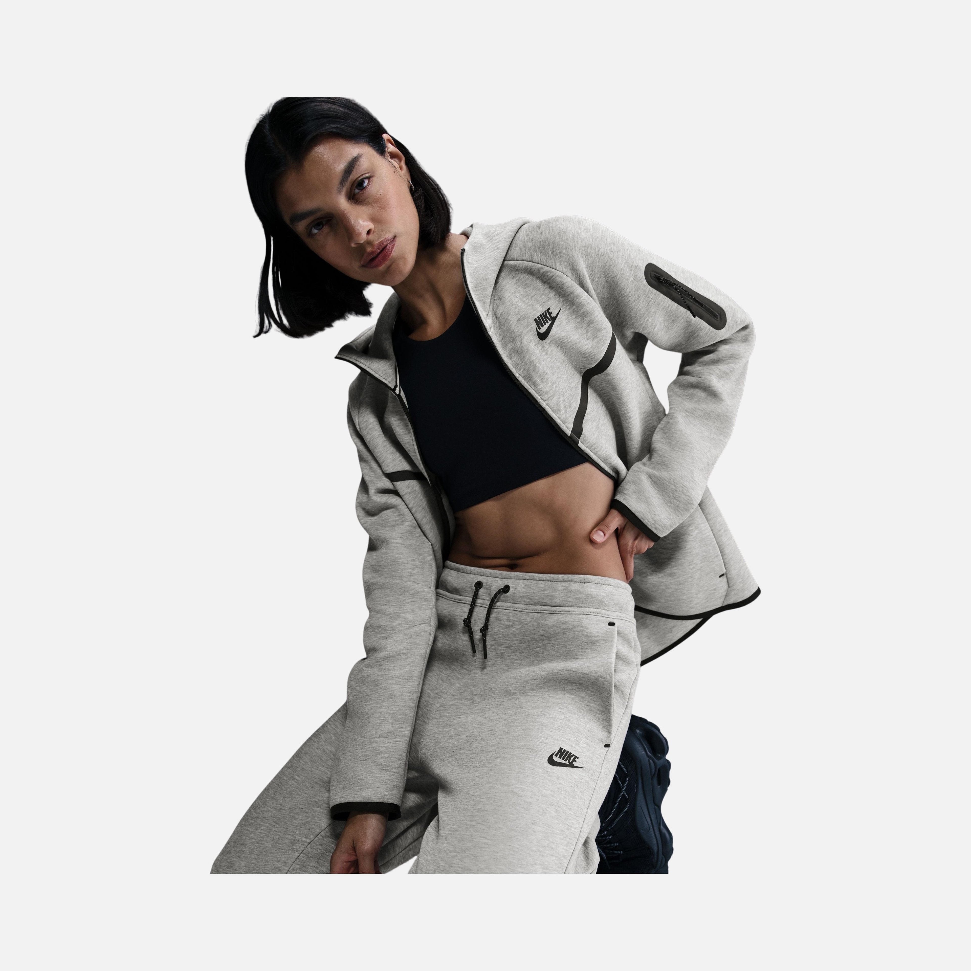 Nike Sportswear Tech Fleece Mid-Rise SS25 Kadın Eşofman Altı