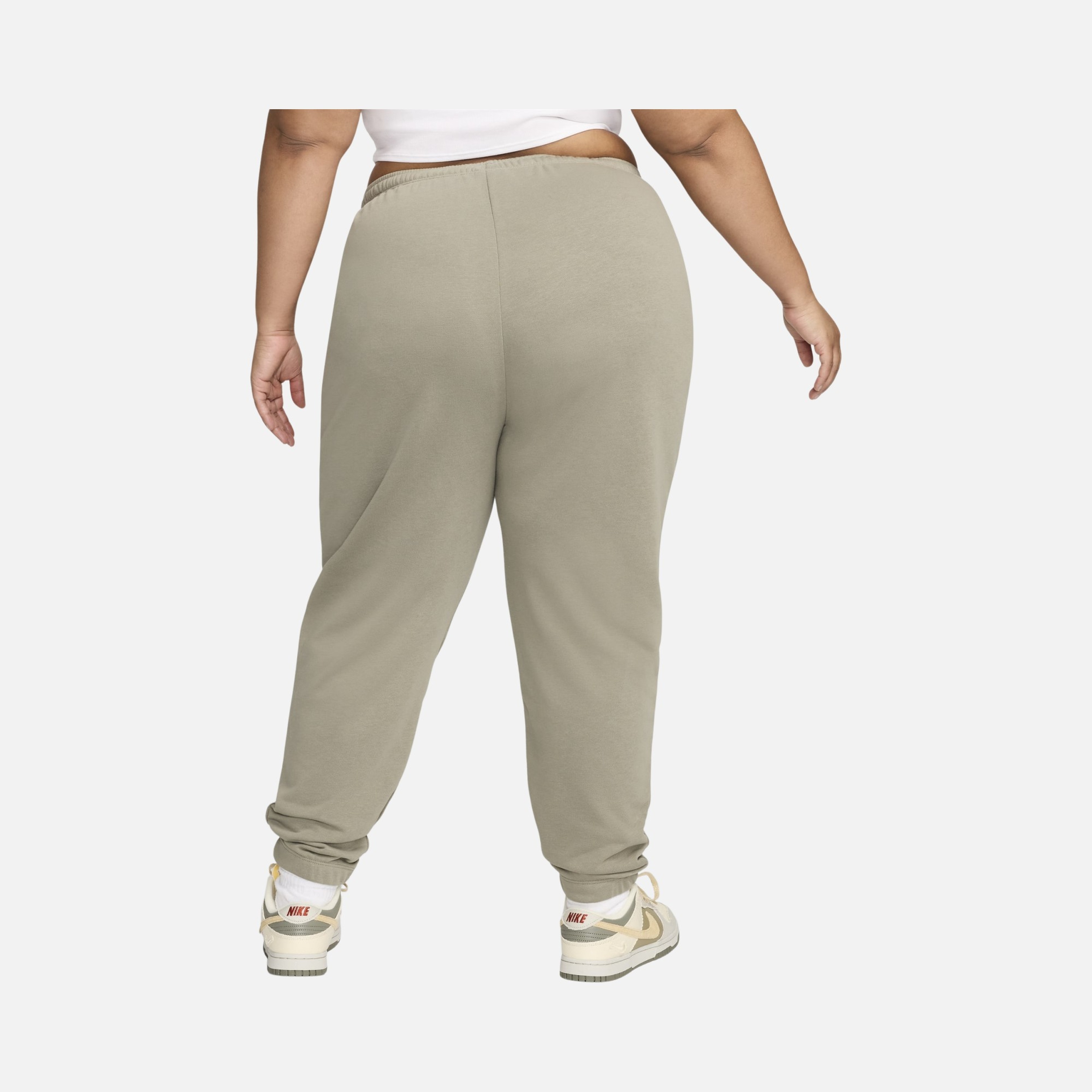 Nike Sportswear Chill Terry Slim High-Waisted French Terry (Plus Size) Kadın Eşofman Altı