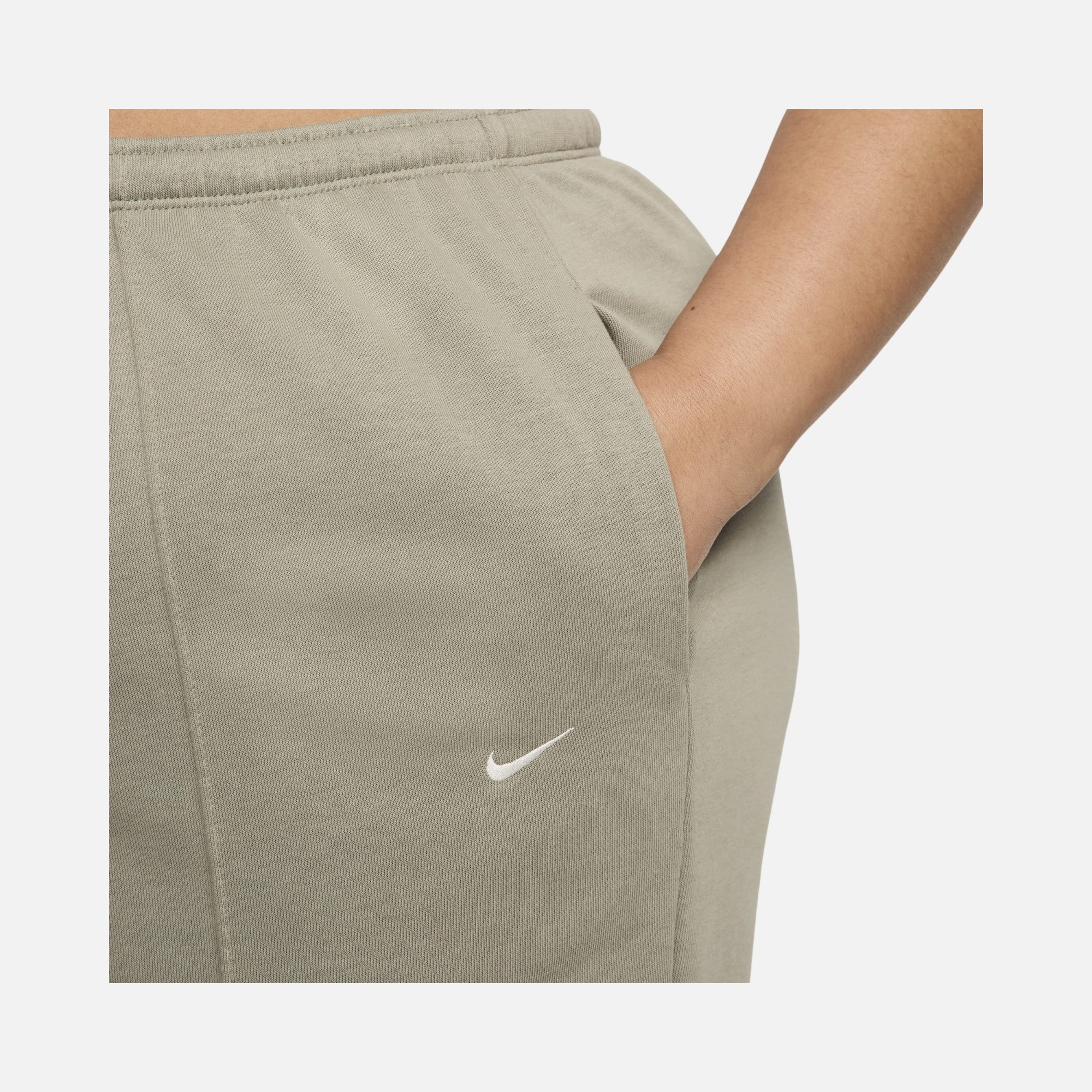 Nike Sportswear Chill Terry Slim High-Waisted French Terry (Plus Size) Kadın Eşofman Altı