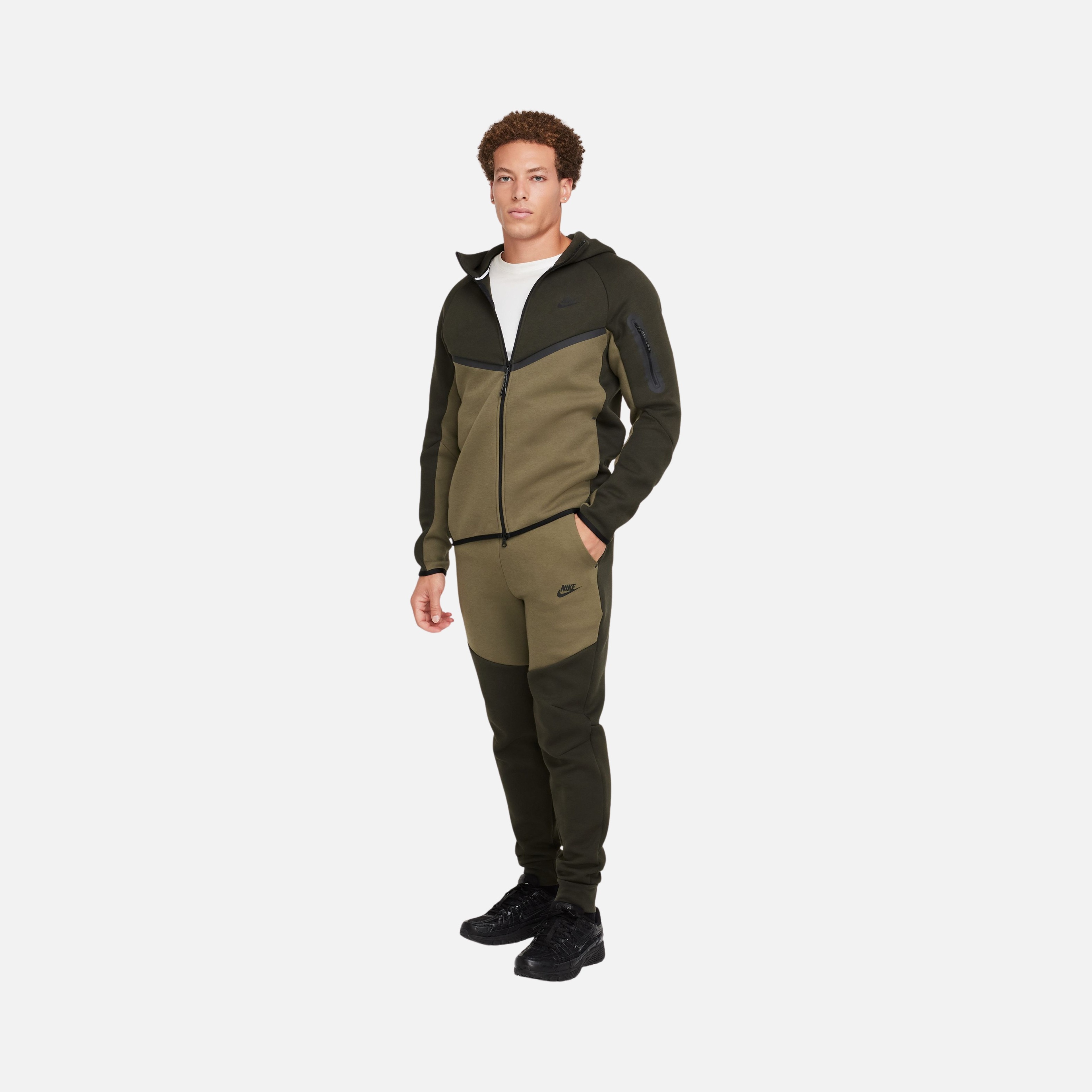 Nike Sportswear Smooth Tech Fleece Erkek Eşofman Altı