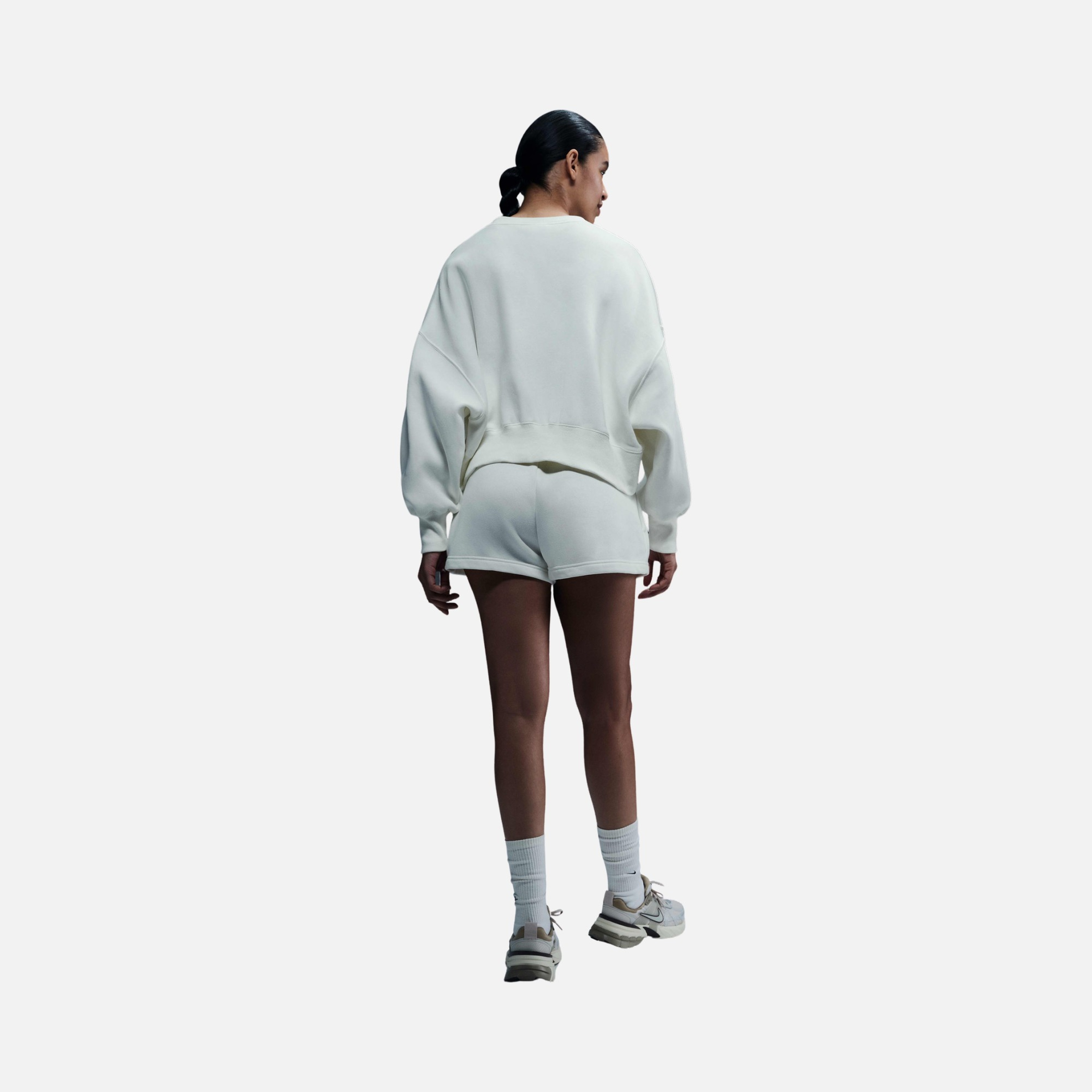 Nike Sportswear Phoenix Fleece High-Waisted Kadın Şort