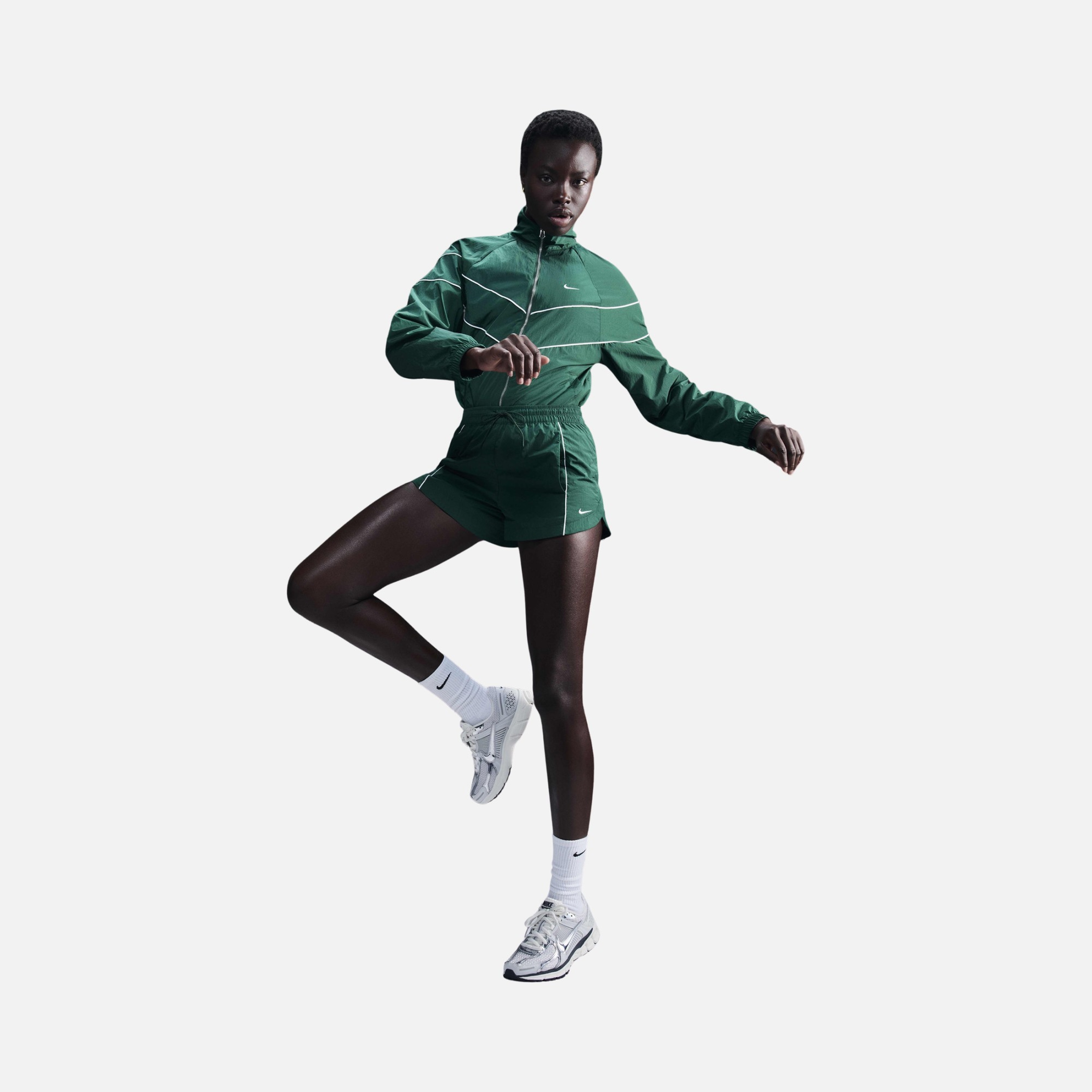 Nike Sportswear Essentials Windrunner Loose UV Woven Lined Full-Zip Kadın Ceket