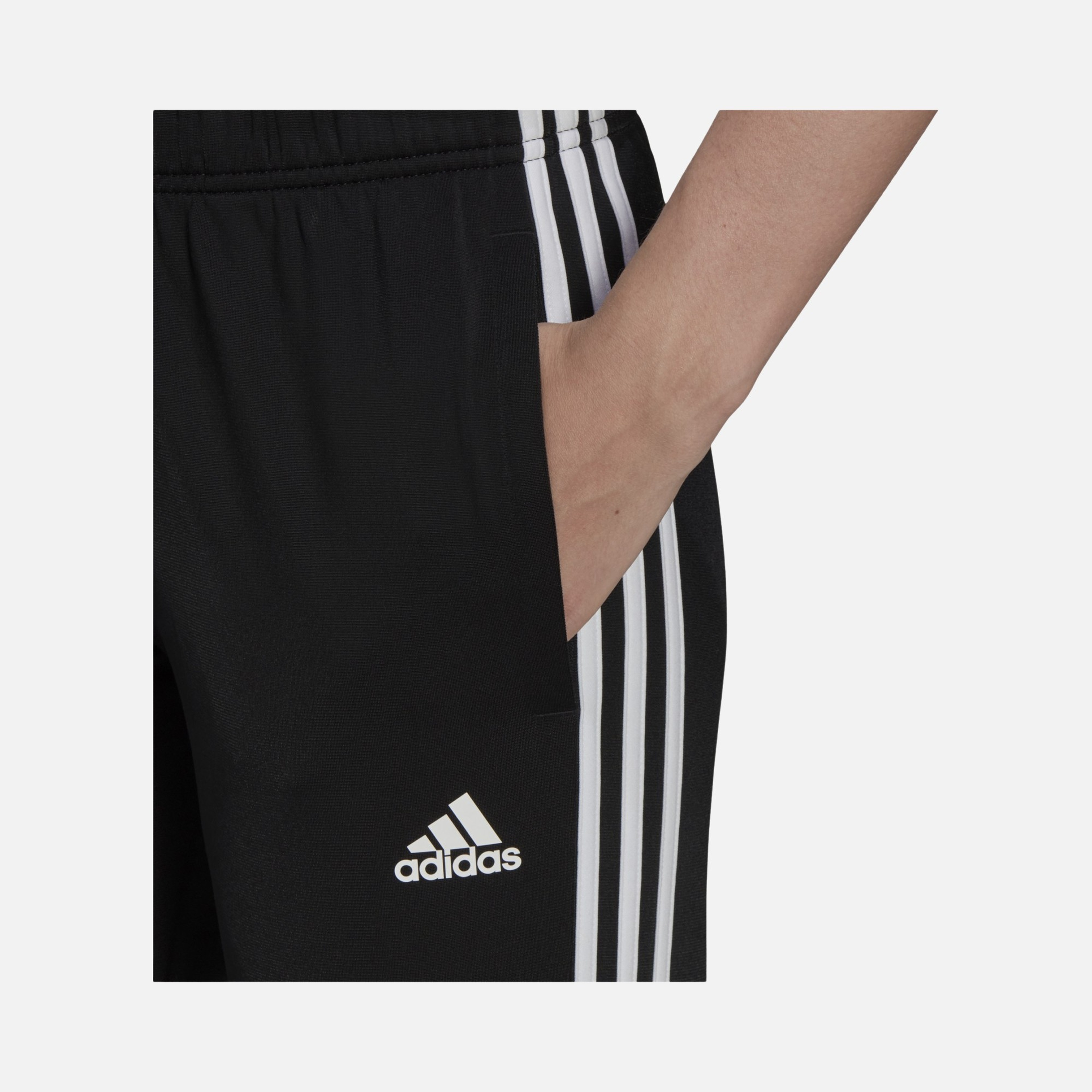 adidas Primegreen Essentials Warm-Up Slim Tapered 3-Stripes Kadın Eşofman Altı