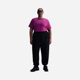 Nike Sportswear Essential Relaxed Fit Short-Sleeve (Plus Size) Kadın Tişört