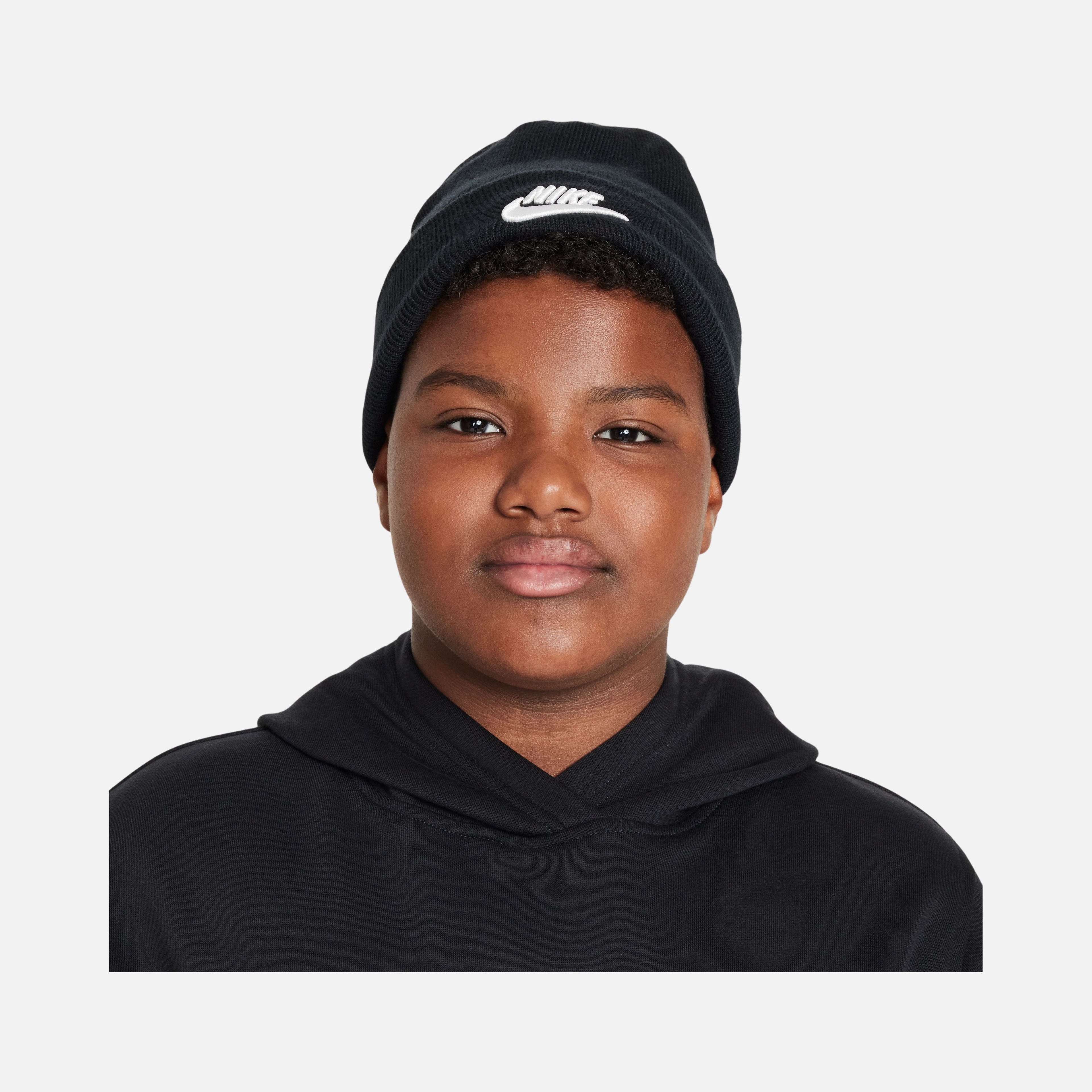 Nike Sportswear Peak Folding Cuff and Embroidered Futura Logo Details Çocuk Bere