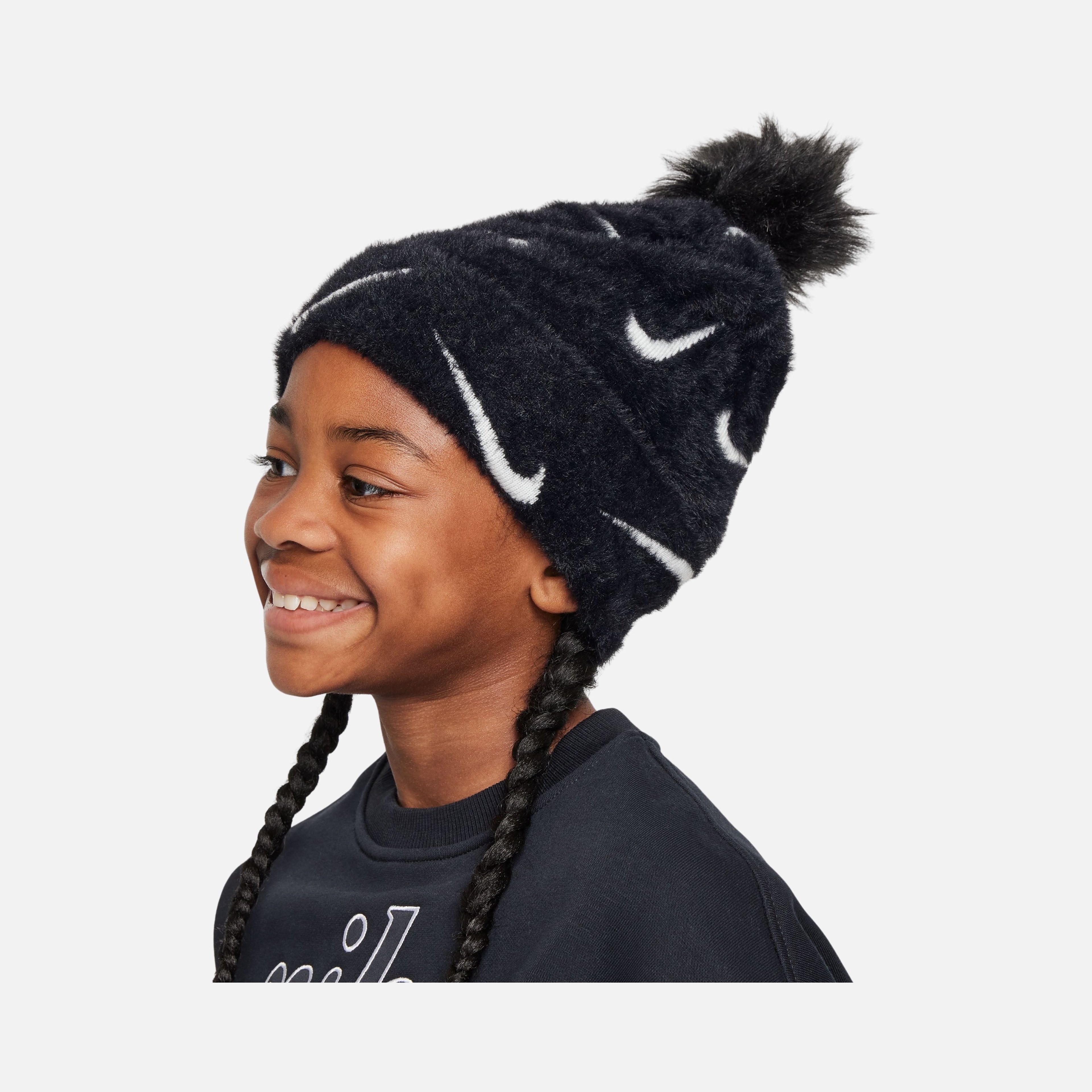 Nike Sportswear Peak SC Swoosh Graphics and Faux Fur Pompom Detail (Girls') Çocuk Bere