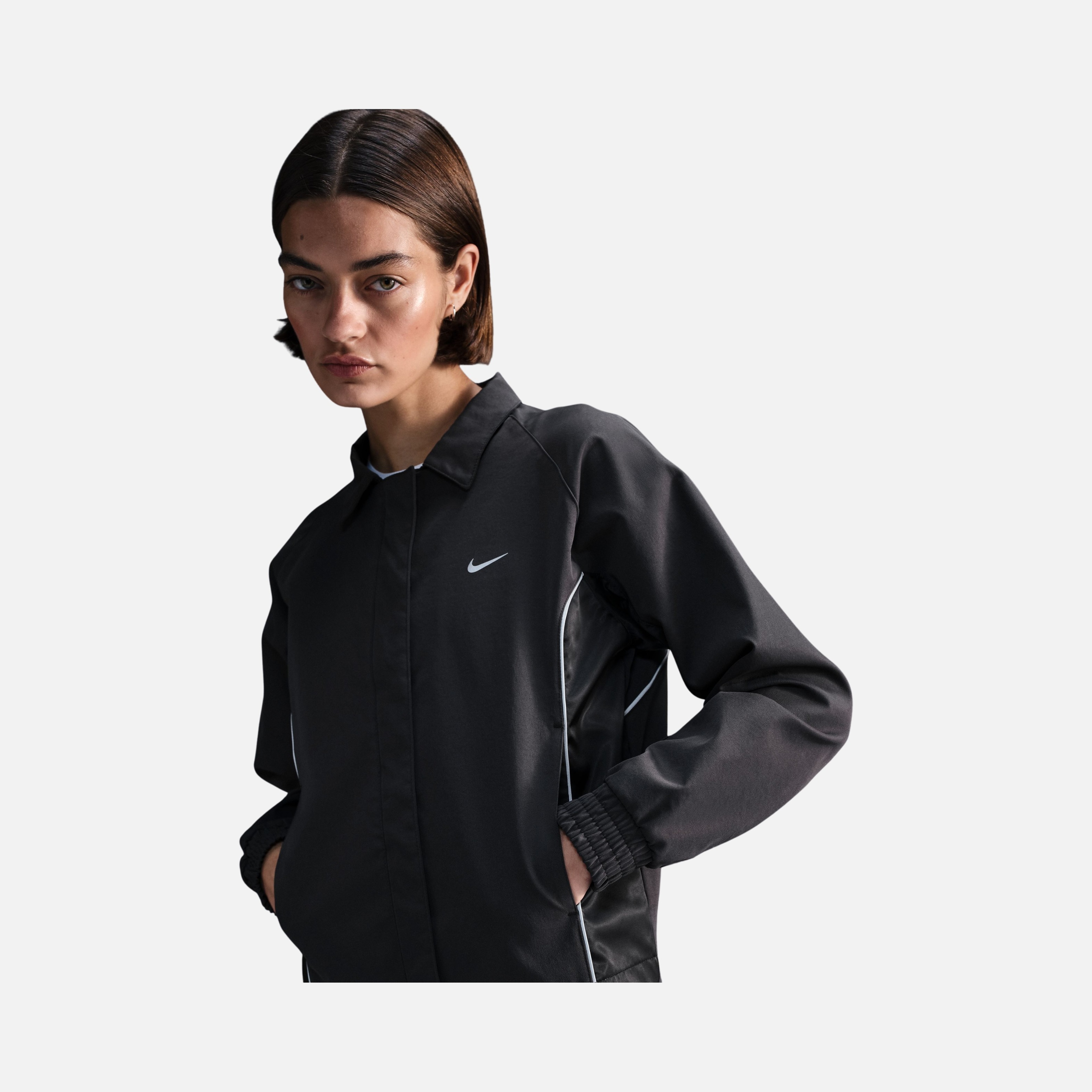 ショウ Nike Sportswear Gel Woven Full Snap Closure Kadın Ceket | Barçın