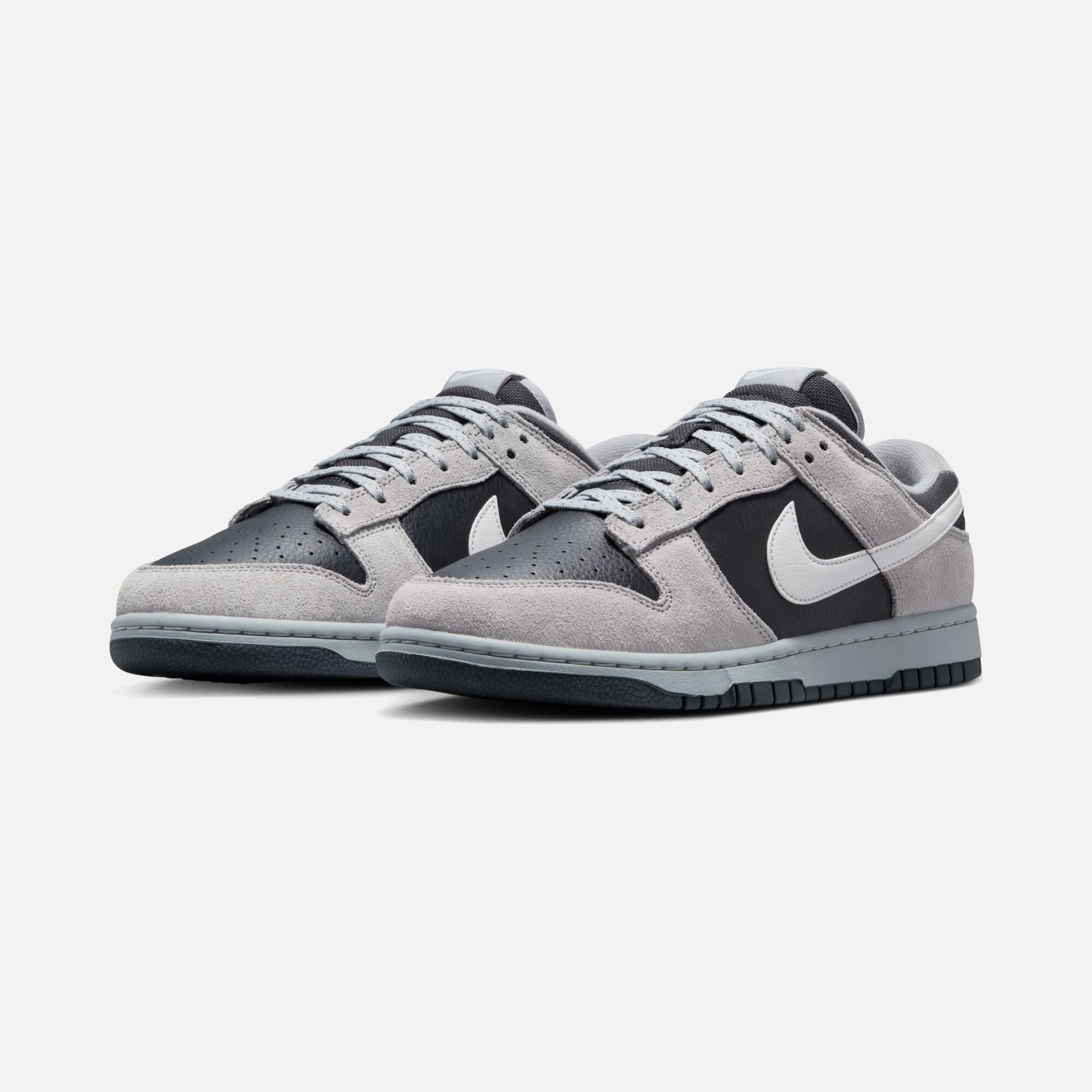 Nike Dunk Low ''Reflective Swoosh and Lace Details'' Erkek Spor Ayakkabı