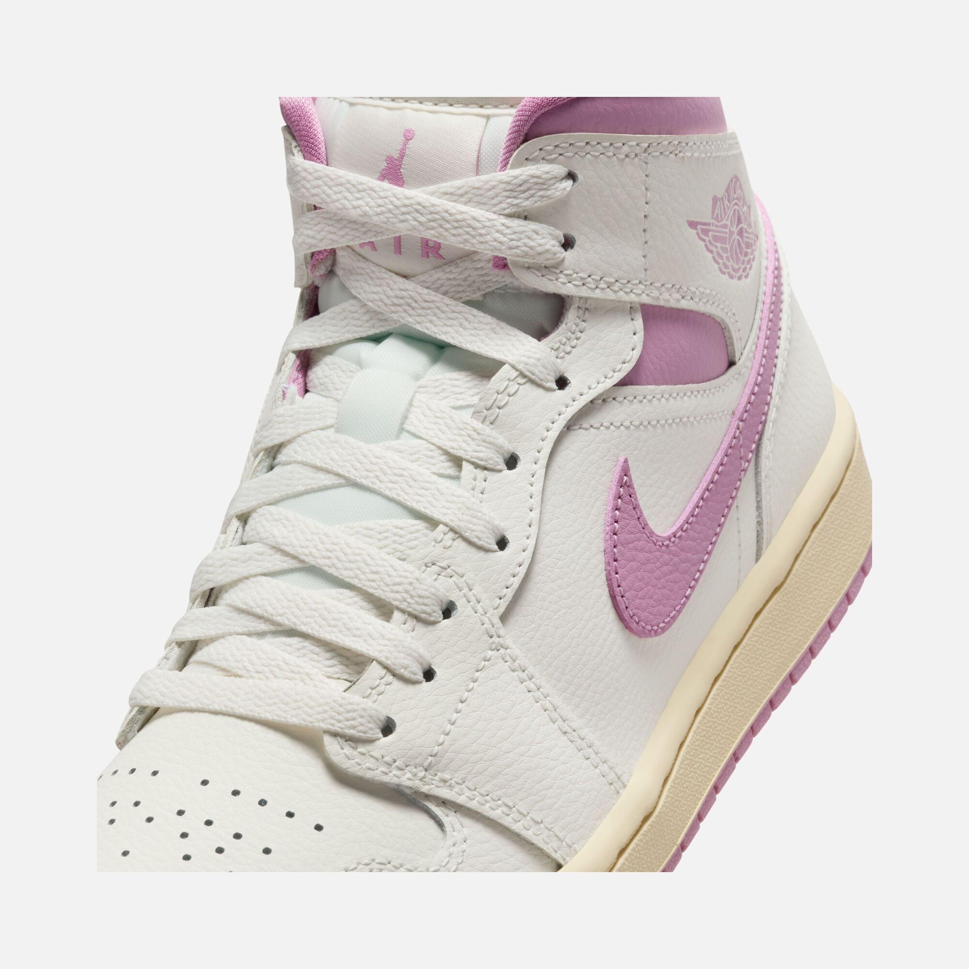 Nike Air Jordan 1 Mid Kadın Spor Ayakkabı