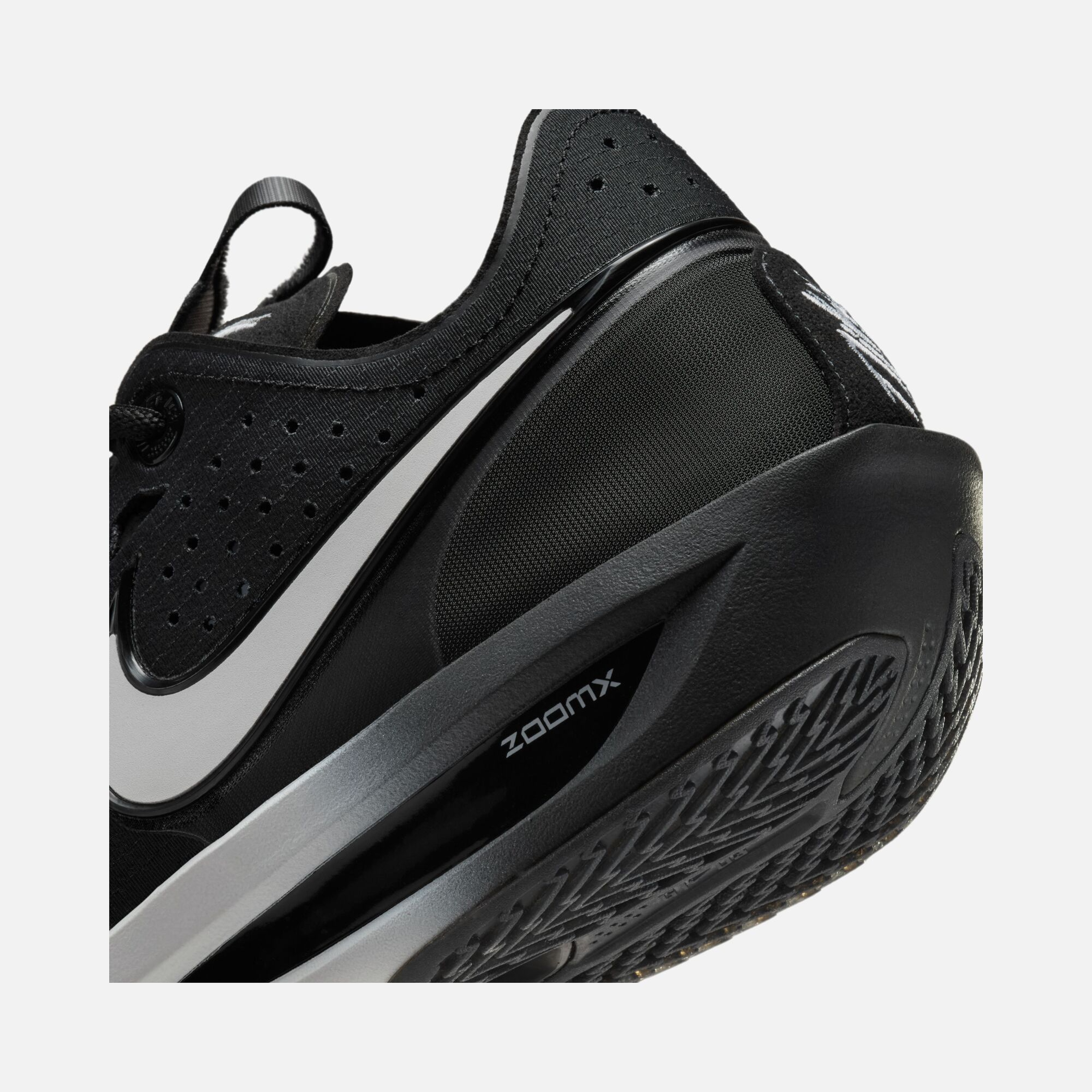 Nike G.T. Cut 3 Erkek Basketbol Ayakkabısı