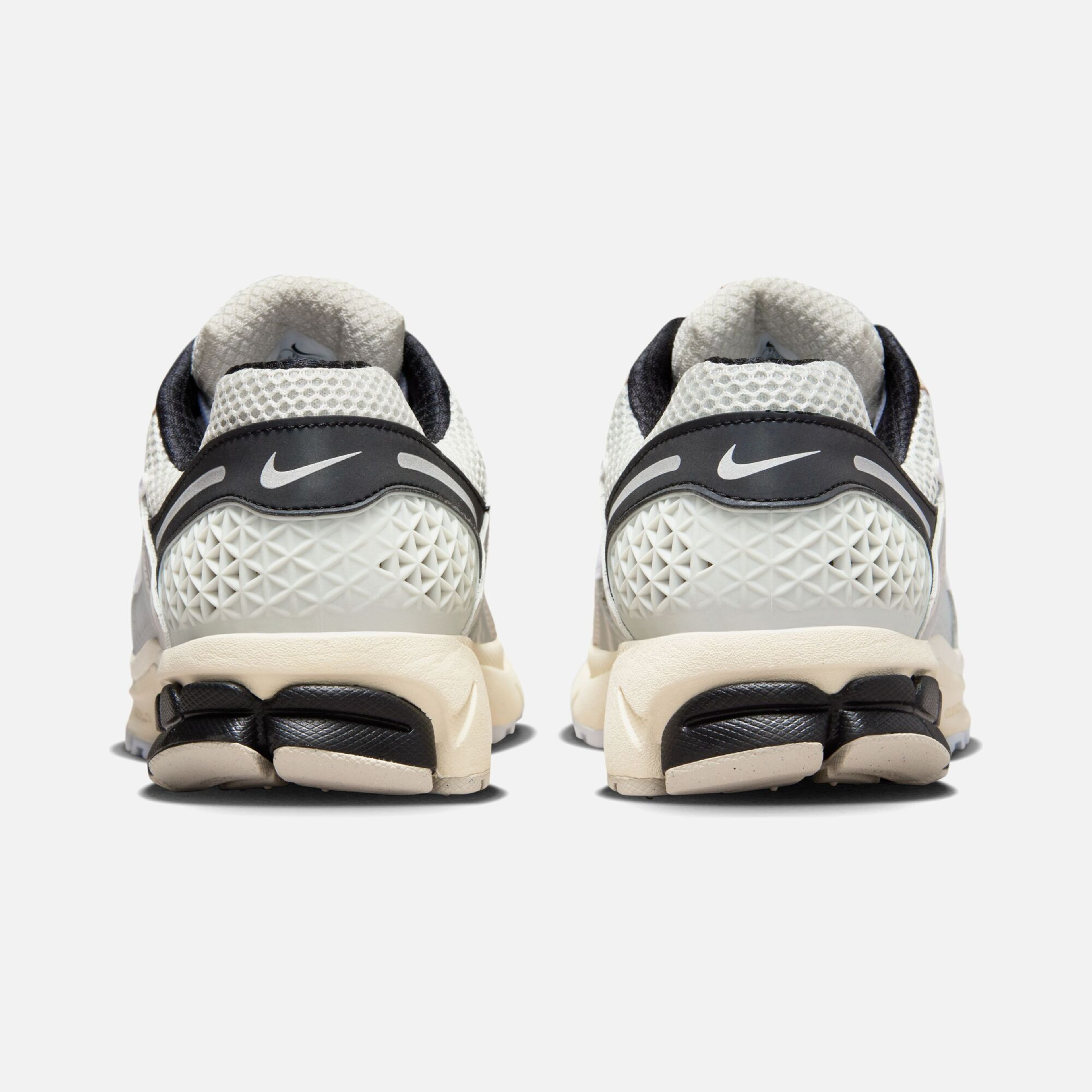 Nike Zoom Vomero 5 Premium ''Light Bone and Black'' Erkek Spor Ayakkabı