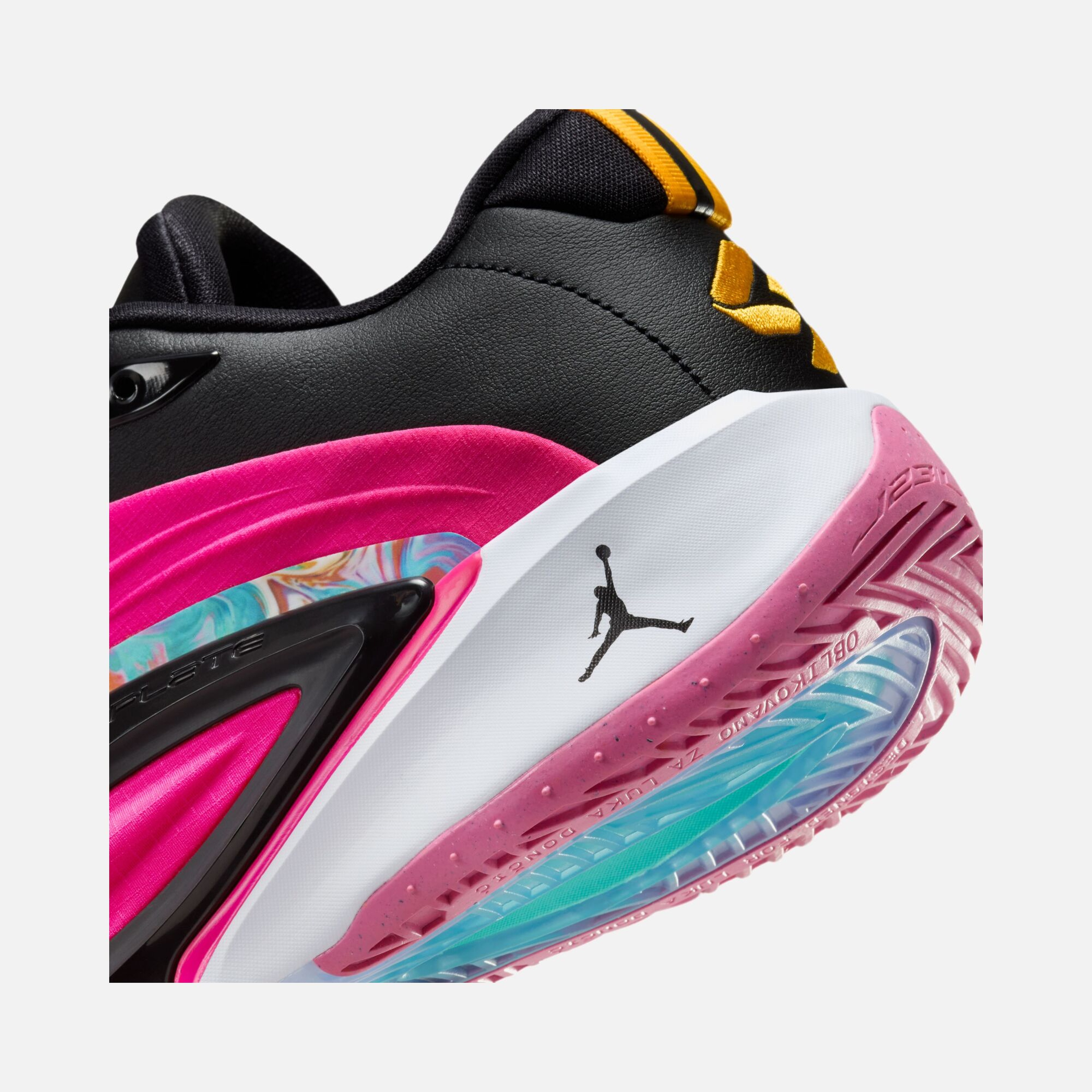 Nike Jordan Luka Doncic 3 FW24 Erkek Basketbol Ayakkabısı