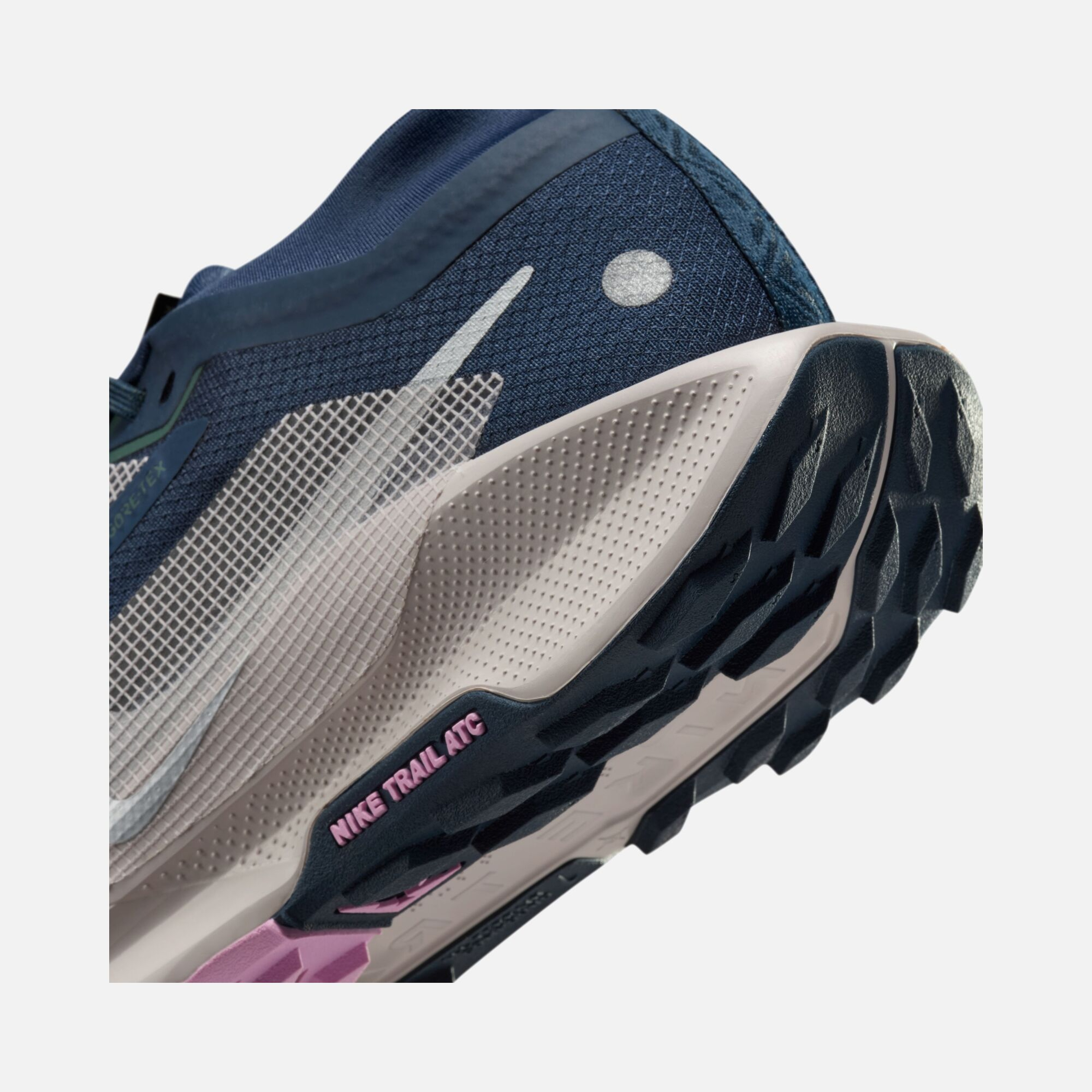 Nike Pegasus Trail 5 Gore-Tex Running Kadın Spor Ayakkabı