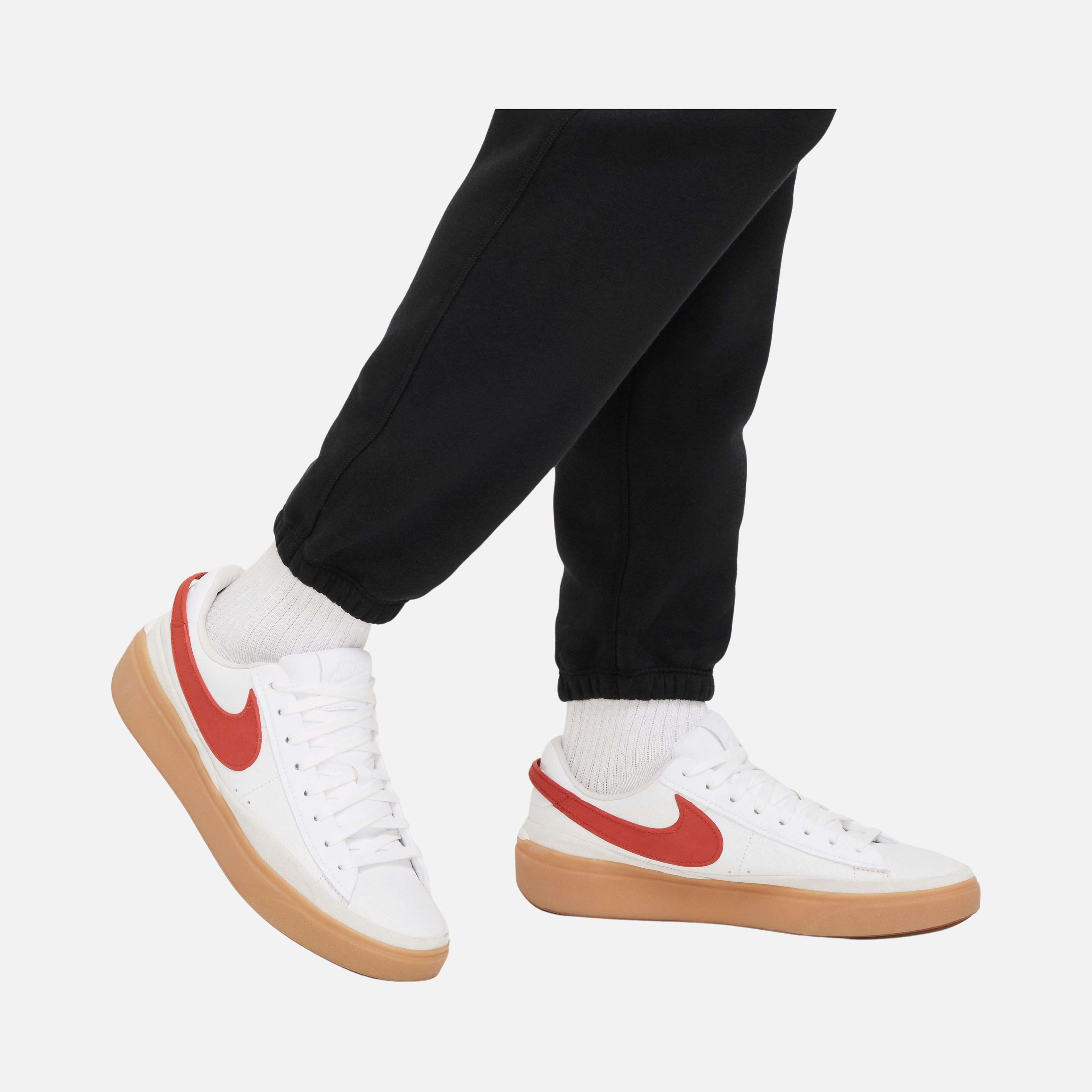 Nike Sportswear Club+ Fleece Cuffed ''Embroidered Graphic Detail'' Erkek Eşofman Altı