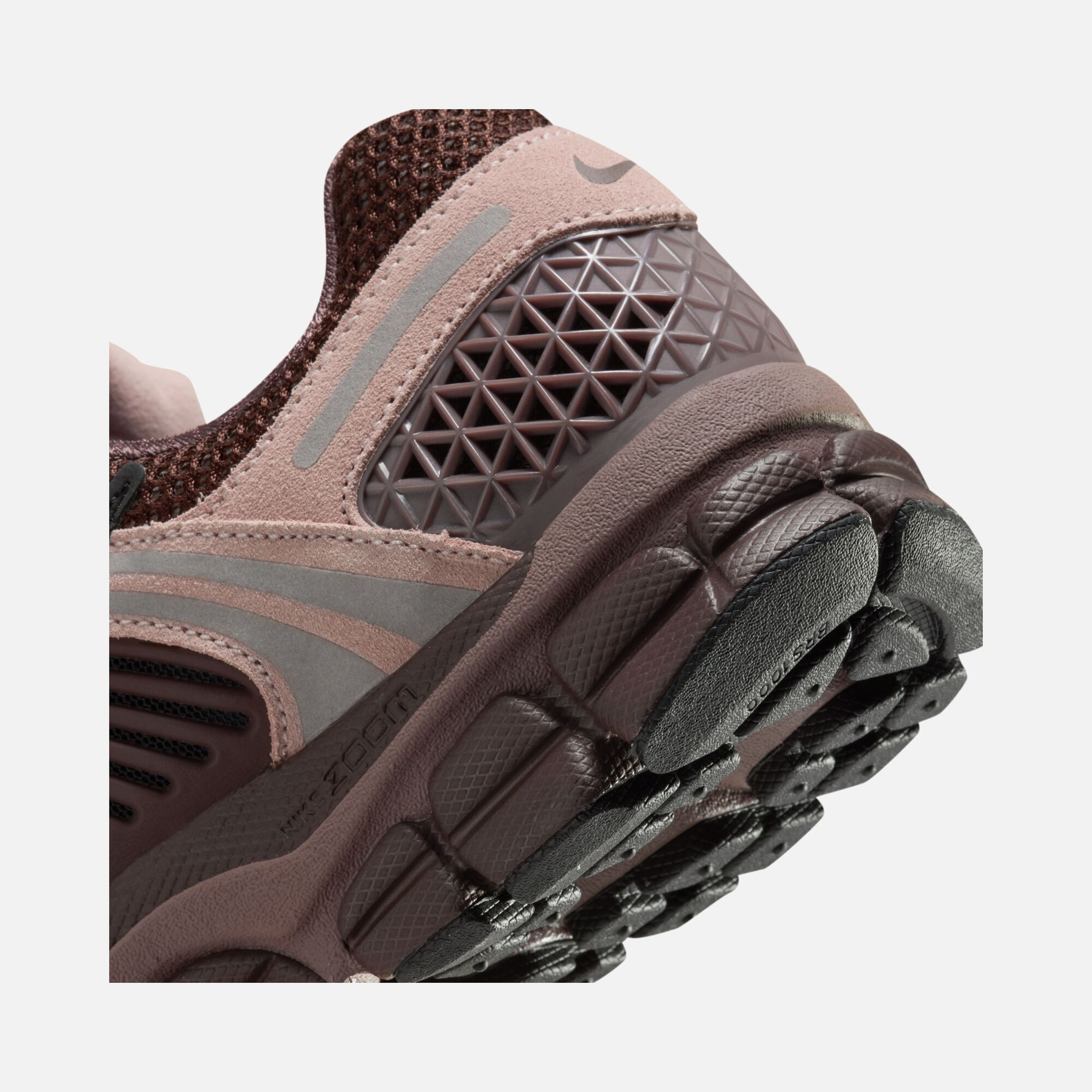 Nike Vomero 5 Sportswear HO24 Kadın Spor Ayakkabı