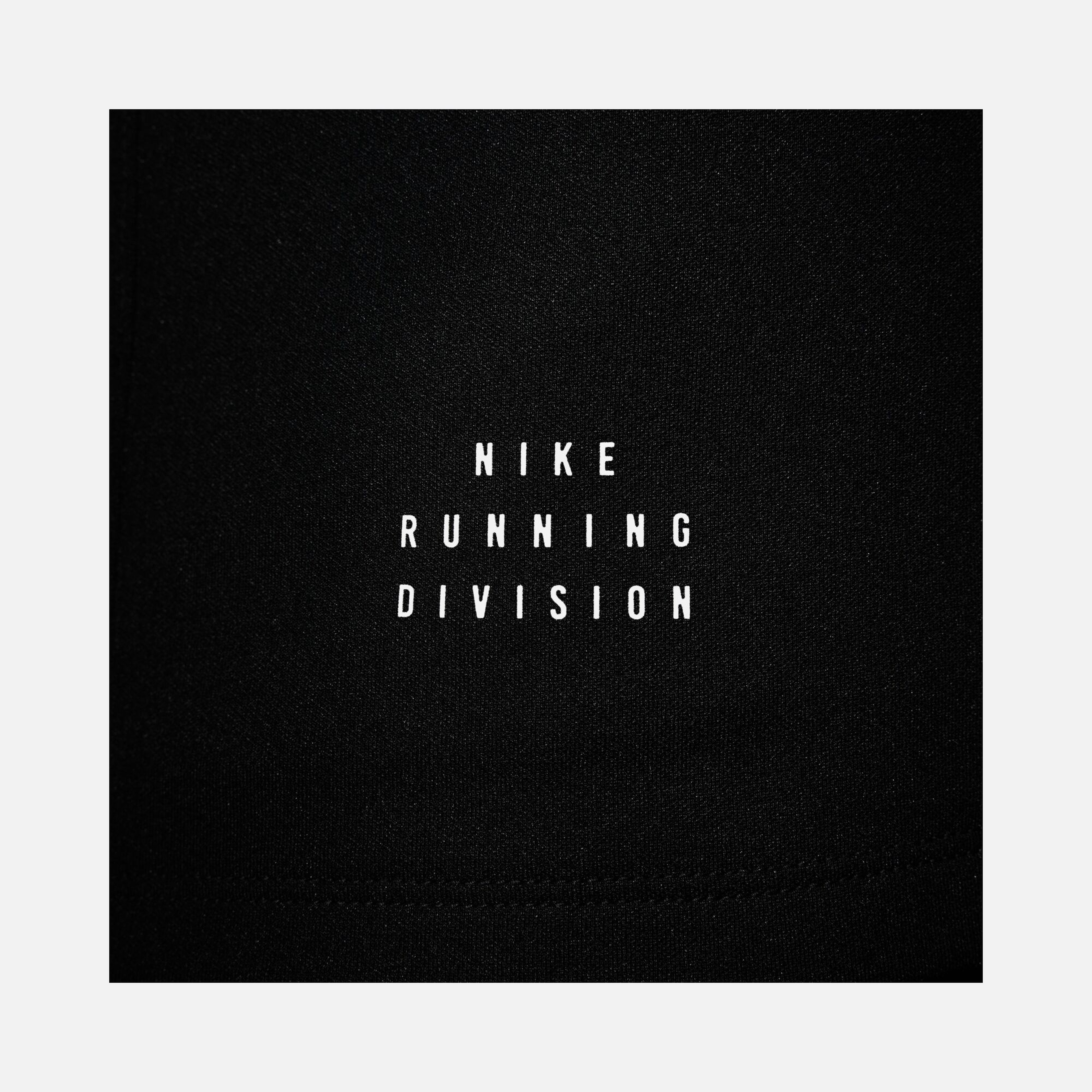 Nike Dri-Fit Run Division 1/2-Zip Running Long-Sleeve Erkek Tişört