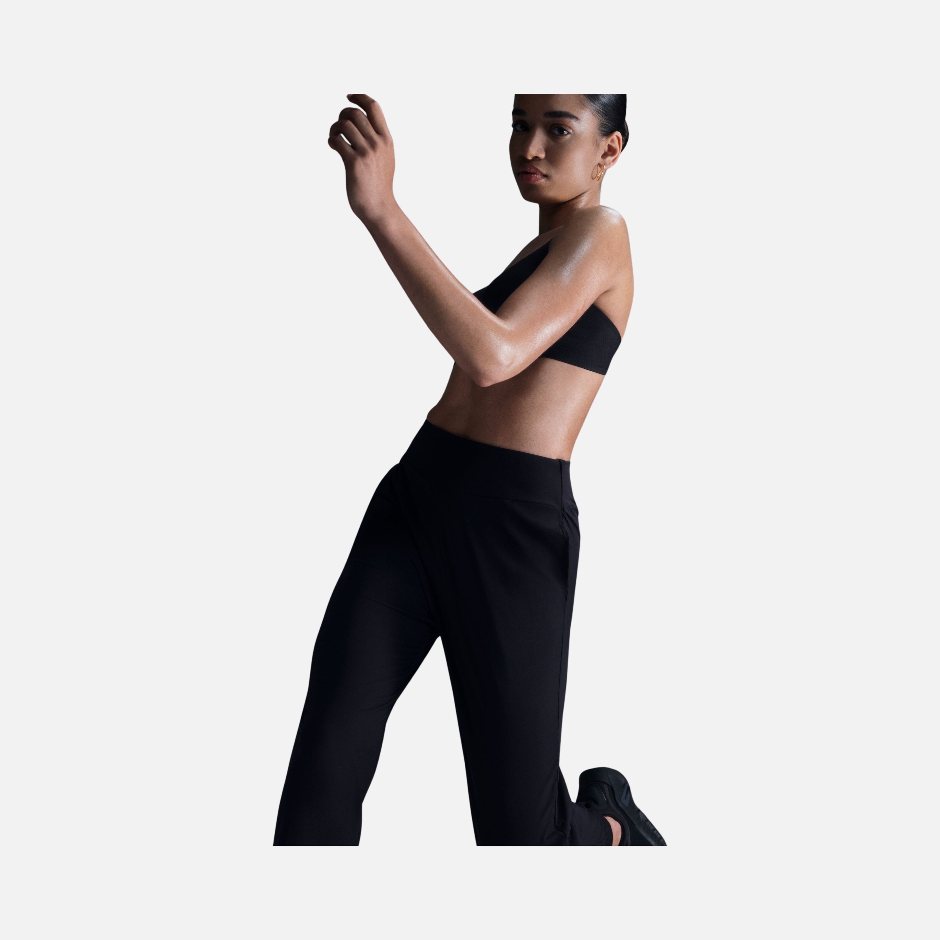 Nike Dri-Fit Bliss Mid-Rise Extremely Flexible 7/8 Training Kadın Eşofman Altı