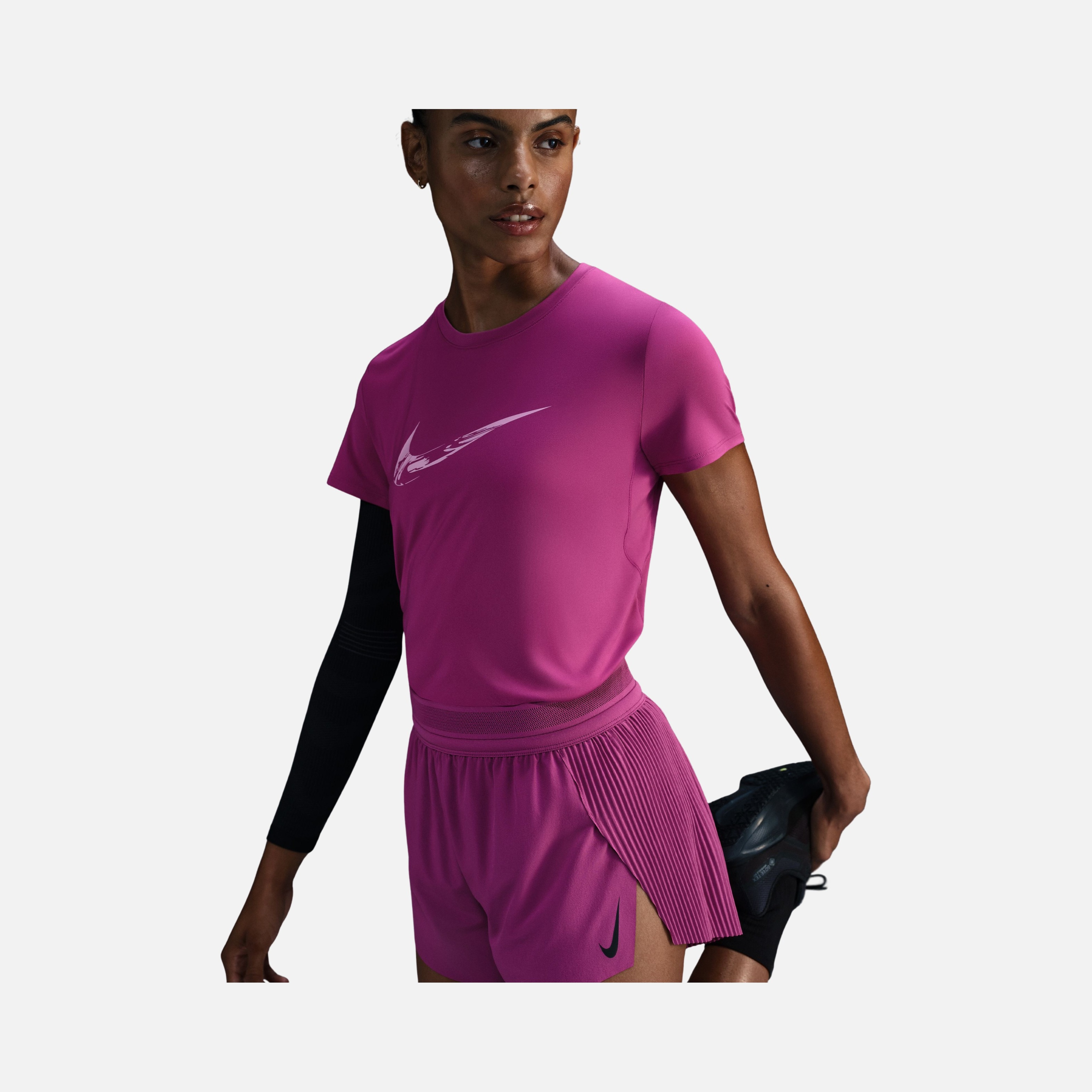 Nike Dri-Fit One Swoosh Graphic Running FW24 Short-Sleeve Kadın Tişört