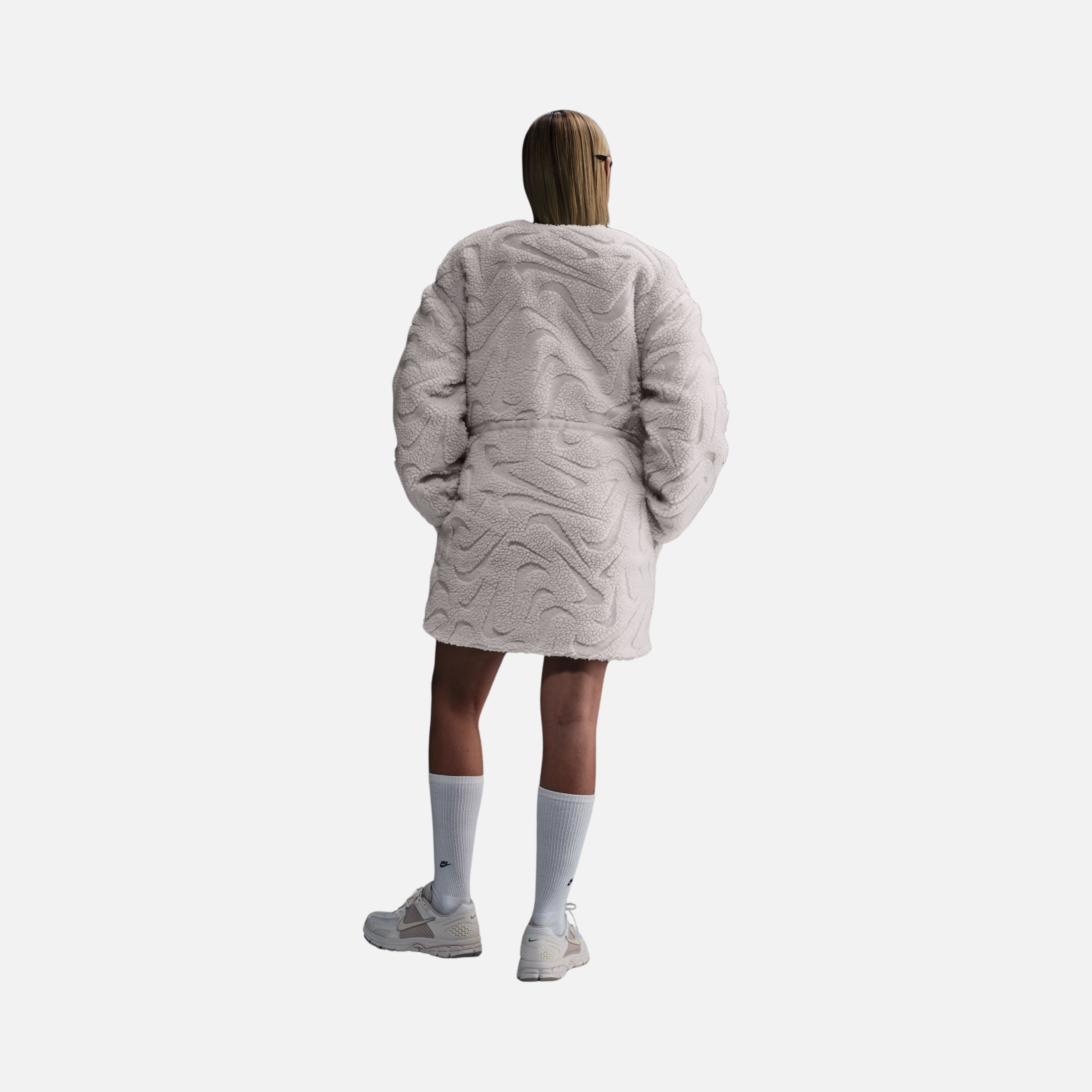 Nike Sportswear Cozy Long-Haired All-Over Swoosh Logo Lined Loose Full-Zip Kadın Ceket