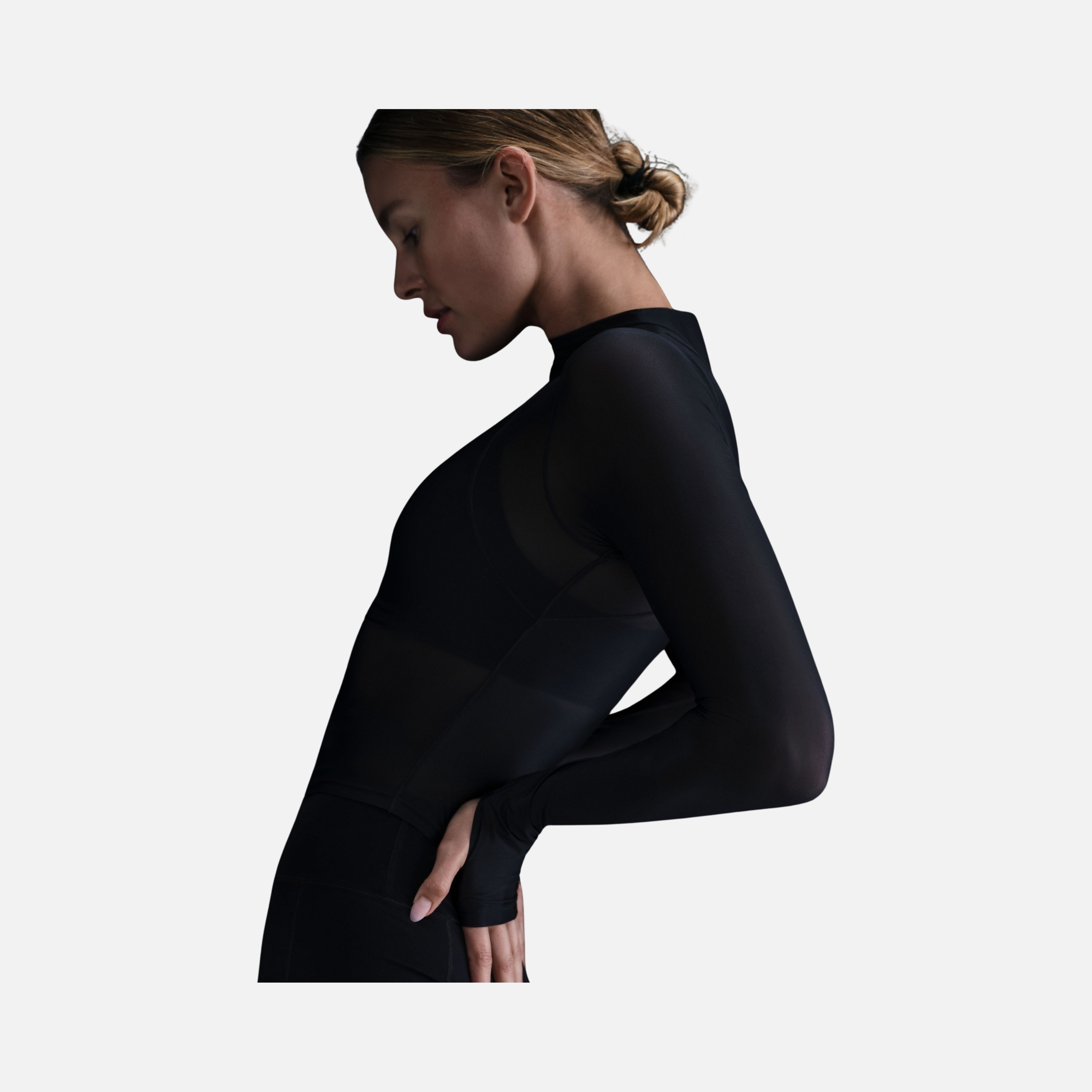 Nike Zenvy InfinaSoft Dri-Fit Sheer Training Long-Sleeve Kadın Tişört