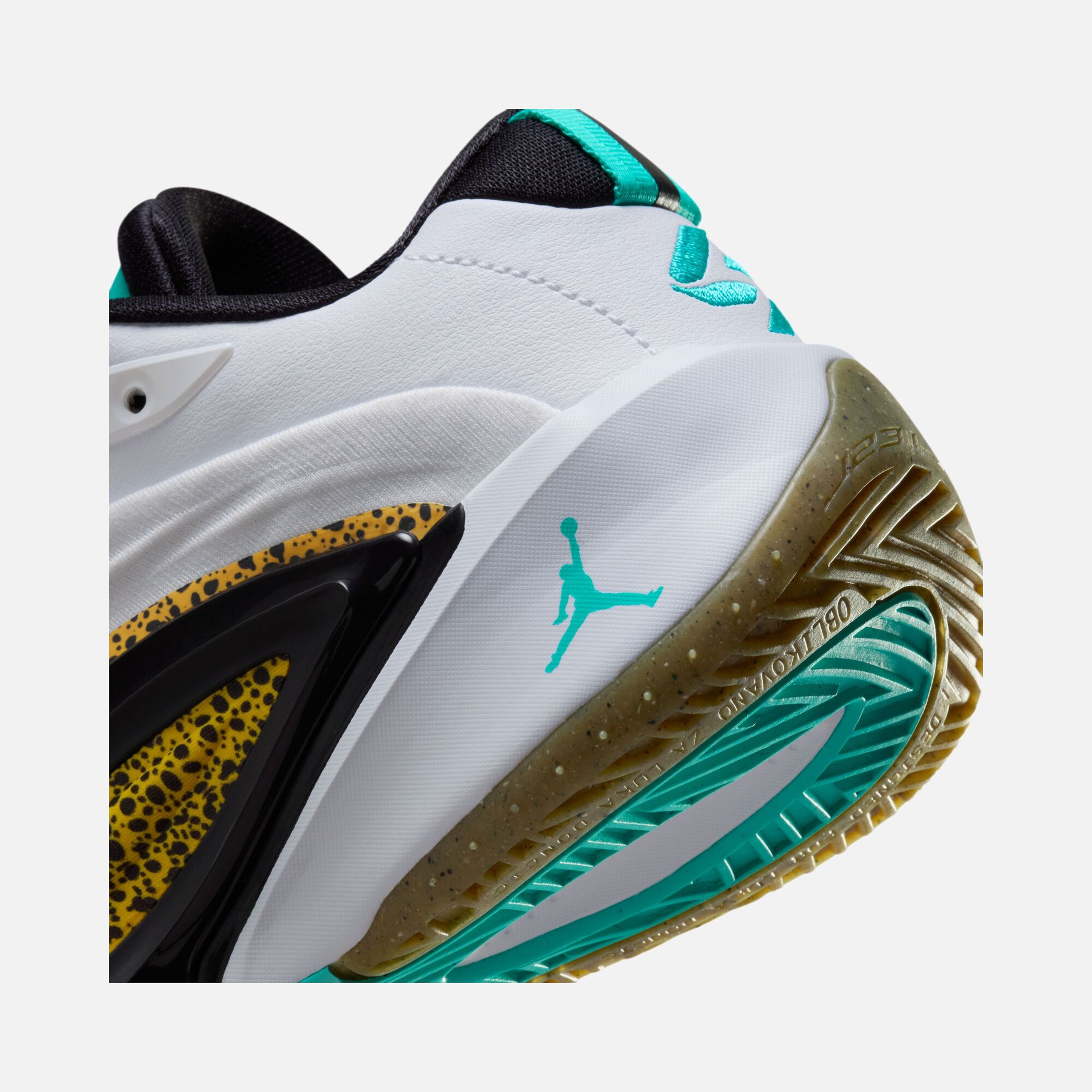 Nike Jordan Luka Doncic 3 (GS) Basketbol Ayakkabısı