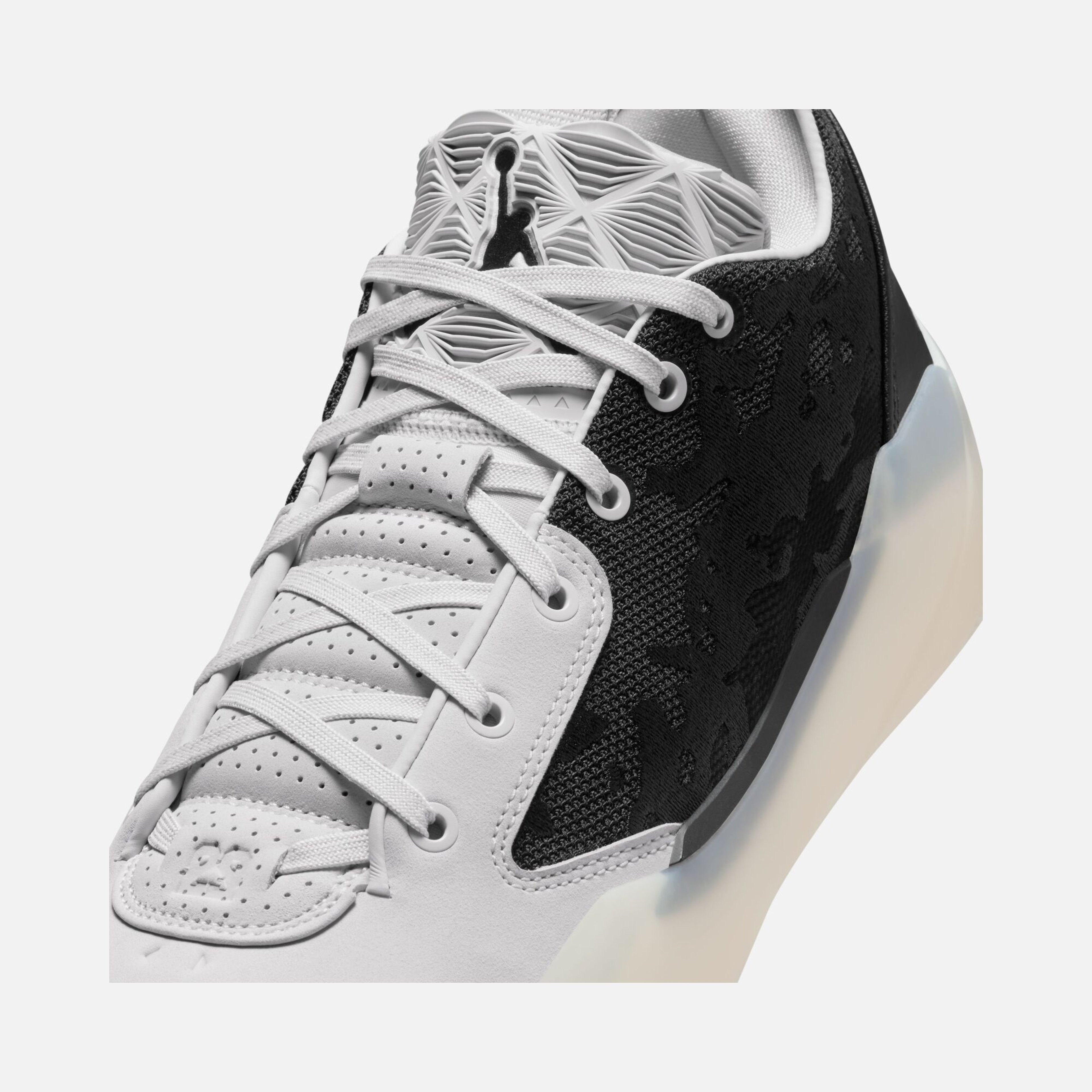 Nike Air Jordan XXXIX "Sol" Erkek Basketbol Ayakkabısı