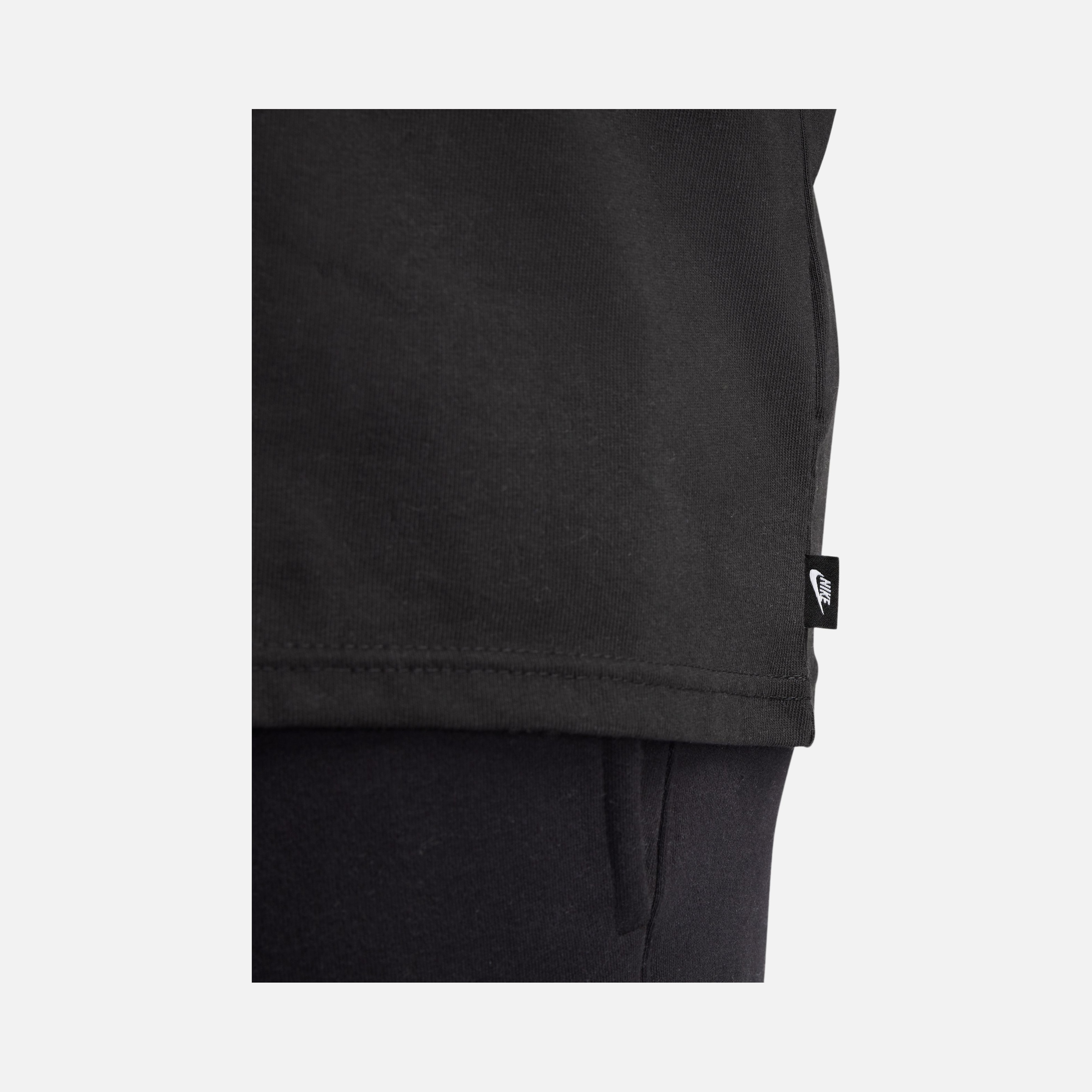 Nike Sportswear Premium Essentials Long-Sleeve Erkek Tişört