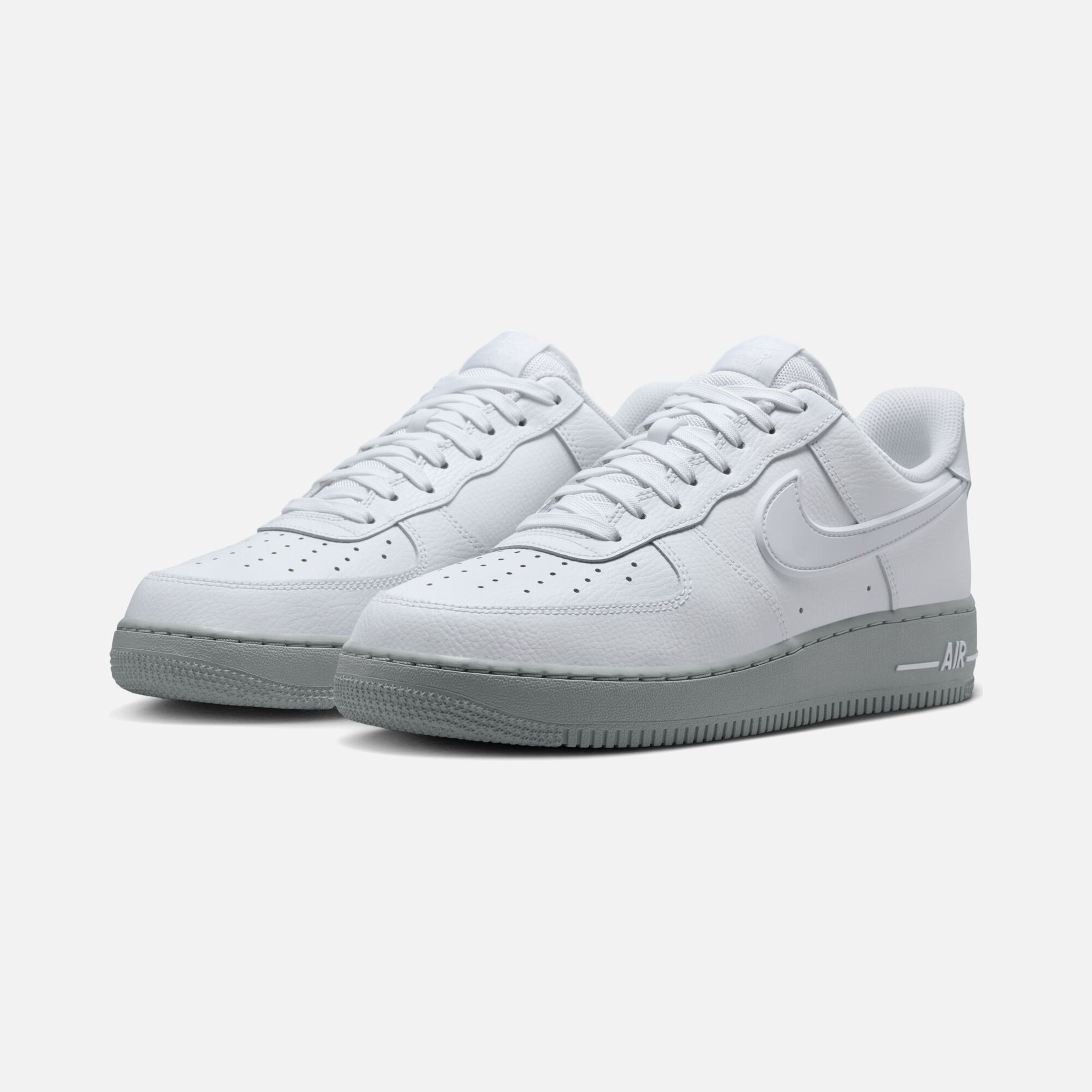 Nike Air Force 1 '07 Leather Erkek Spor Ayakkabı
