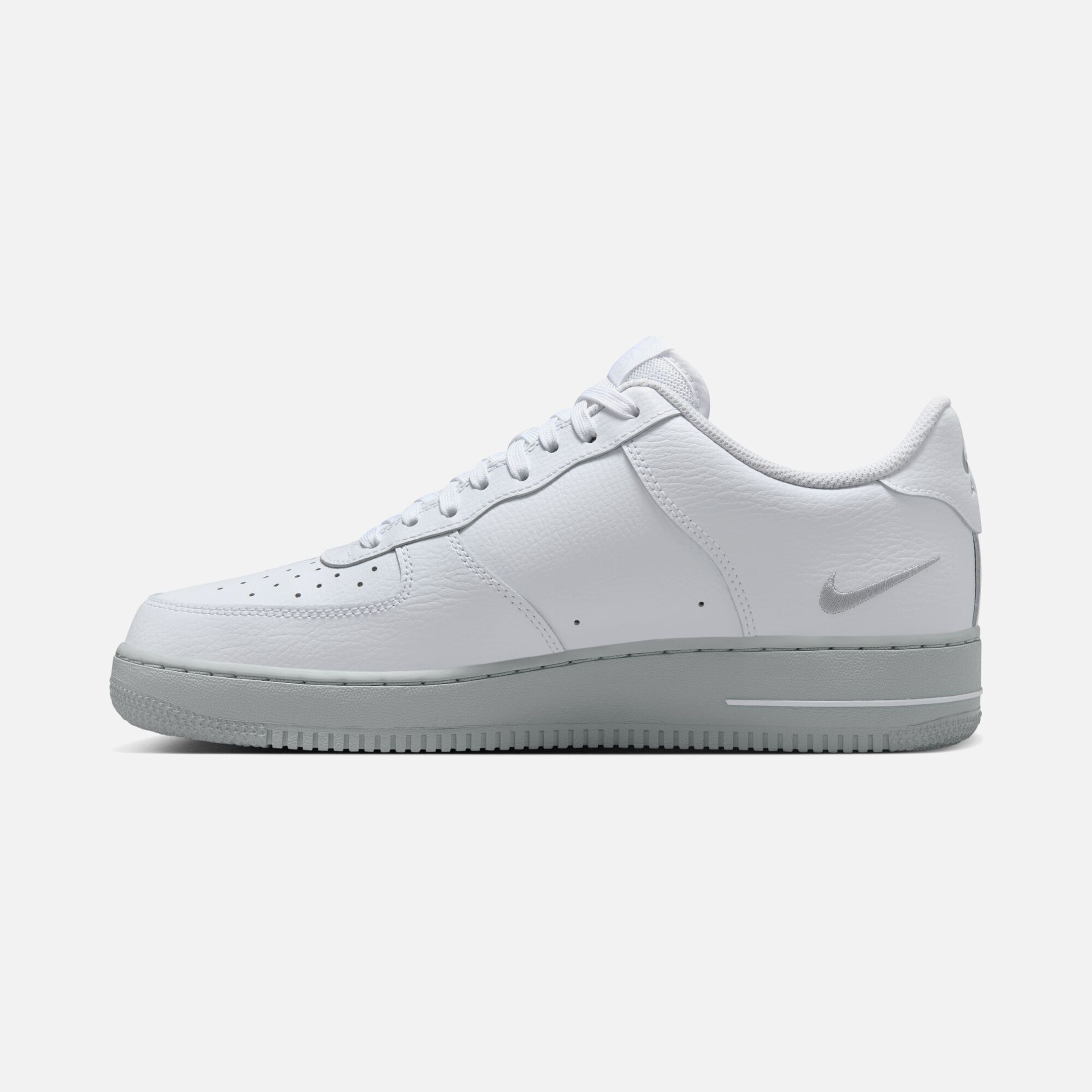Nike Air Force 1 '07 Leather Erkek Spor Ayakkabı