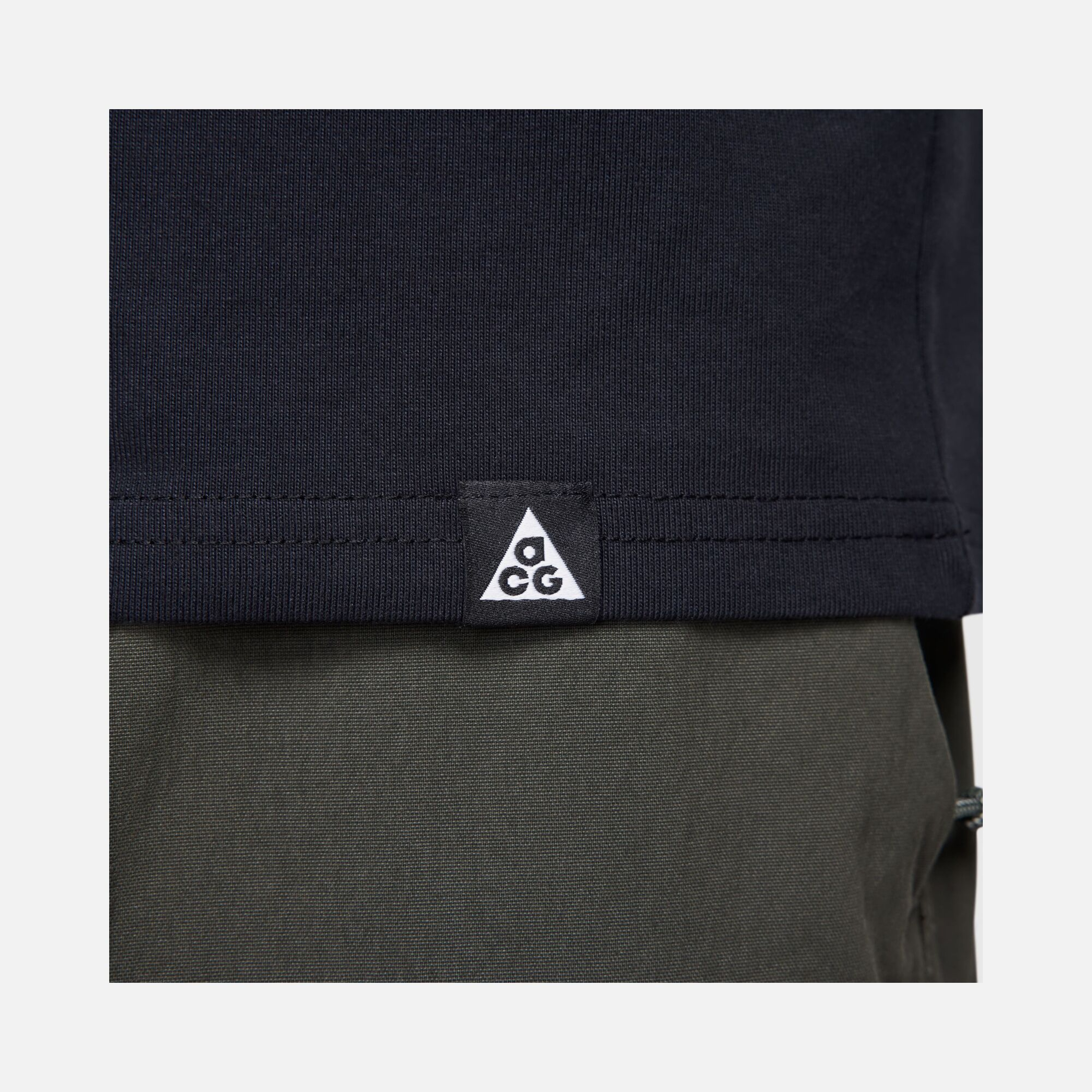 Nike Sportswear ACG Toucan Bird Graphic Short-Sleeve Erkek Tişört