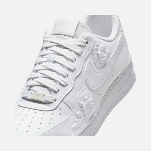 Nike Beyaz Nike Air Force 1