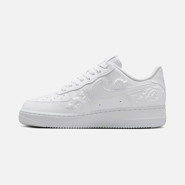 Nike Beyaz Nike Air Force 1