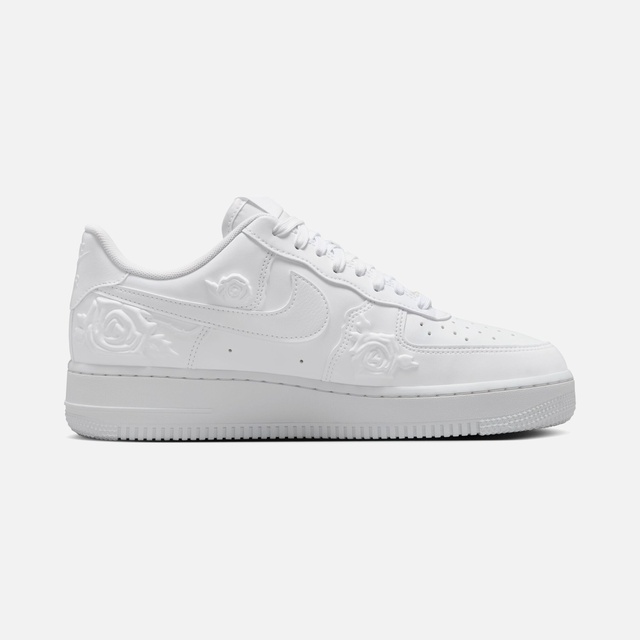 Nike Beyaz Nike Air Force 1