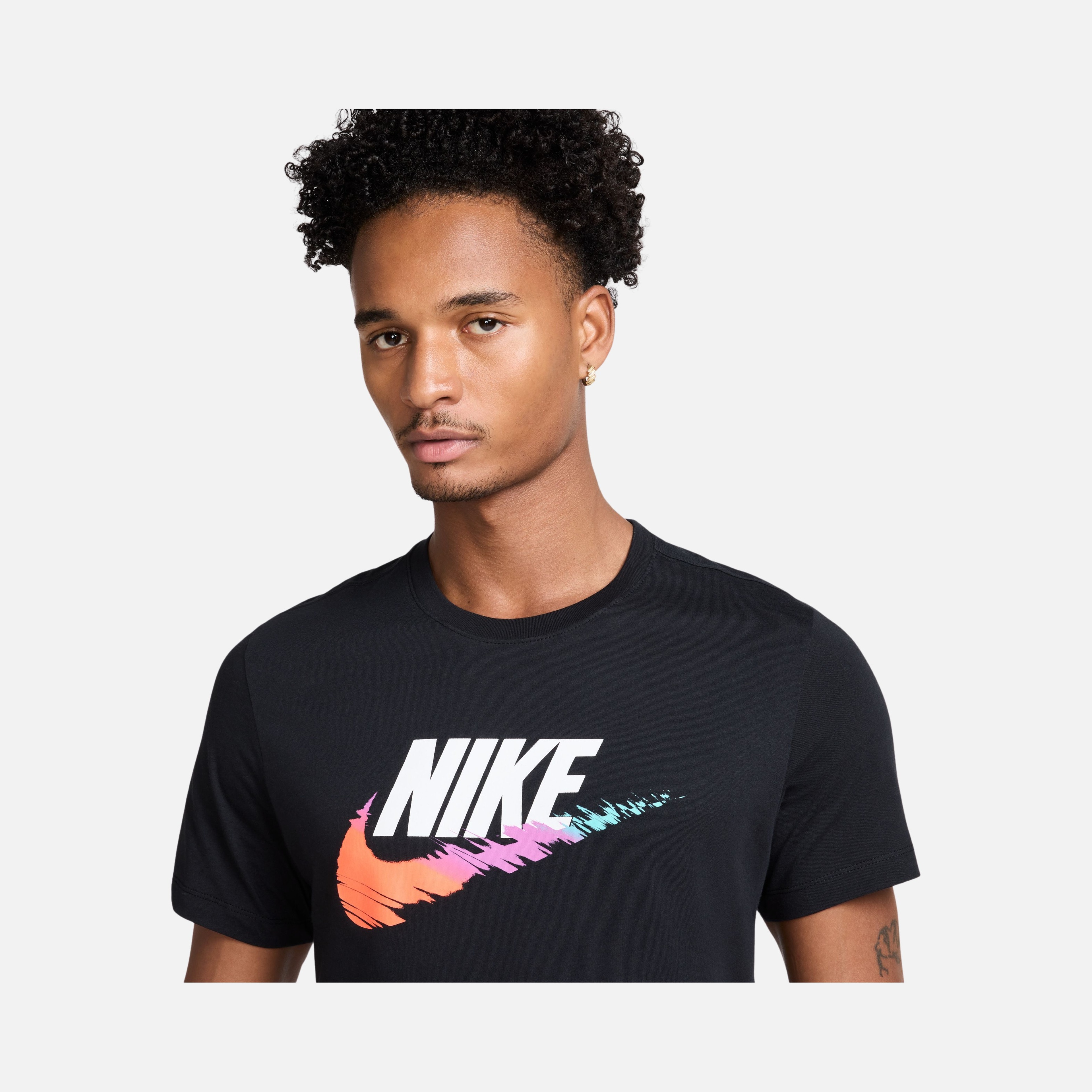 Nike Sportswear 6 Mo Futura Graphic Short-Sleeve Erkek Tişört