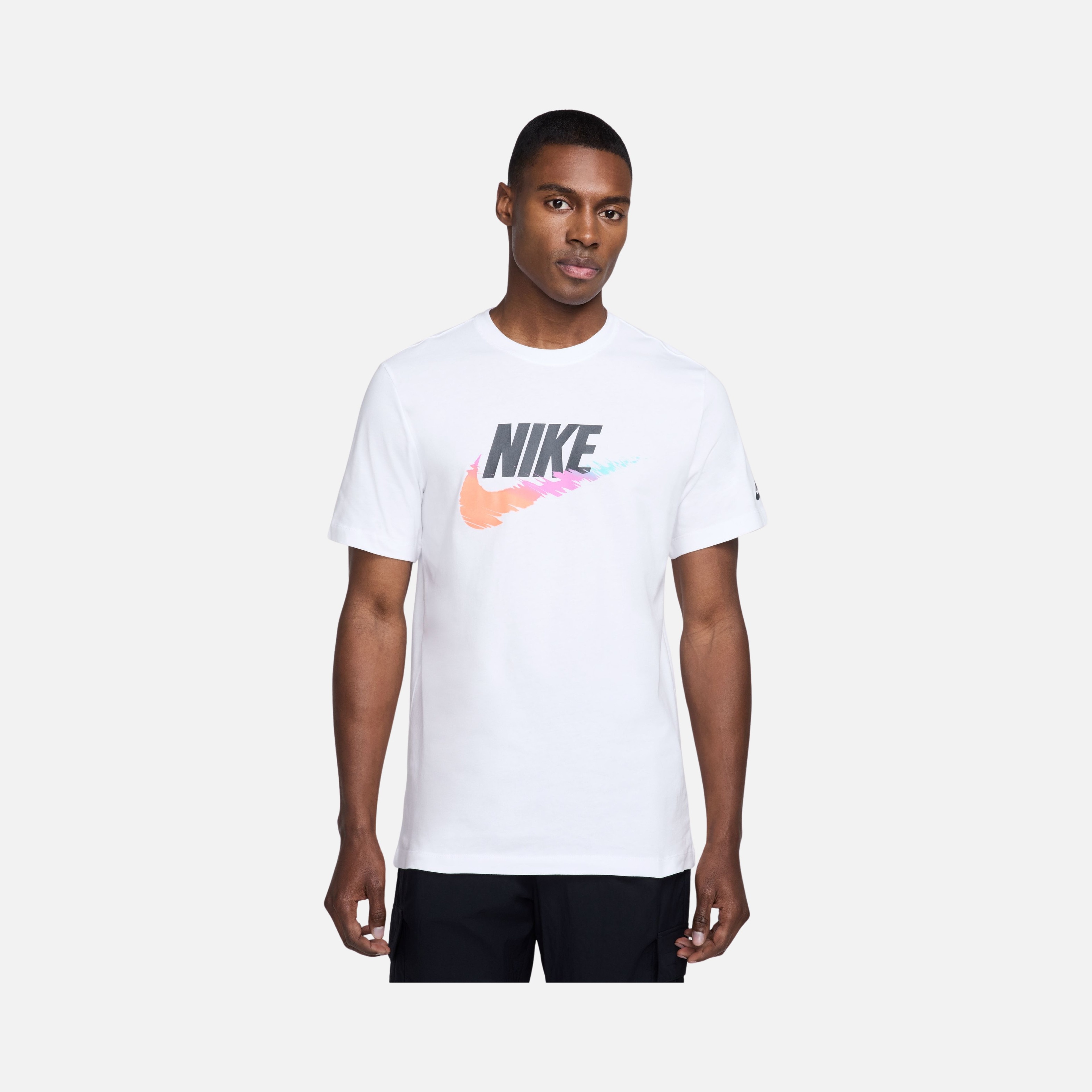 Nike Sportswear 6 Mo Futura Graphic Short-Sleeve Erkek Tişört