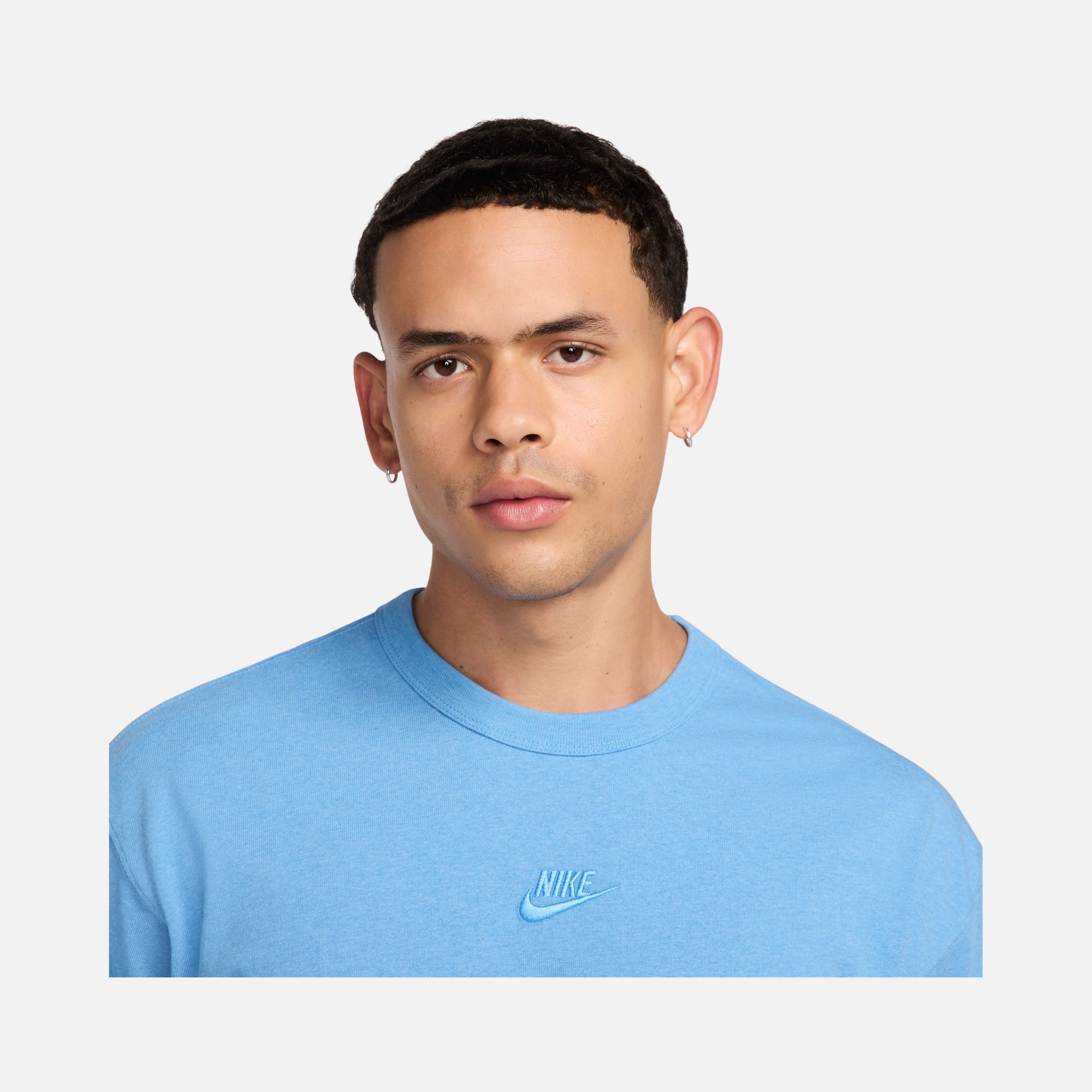 Nike Sportswear Premium Essentials Short-Sleeve Erkek Tişört