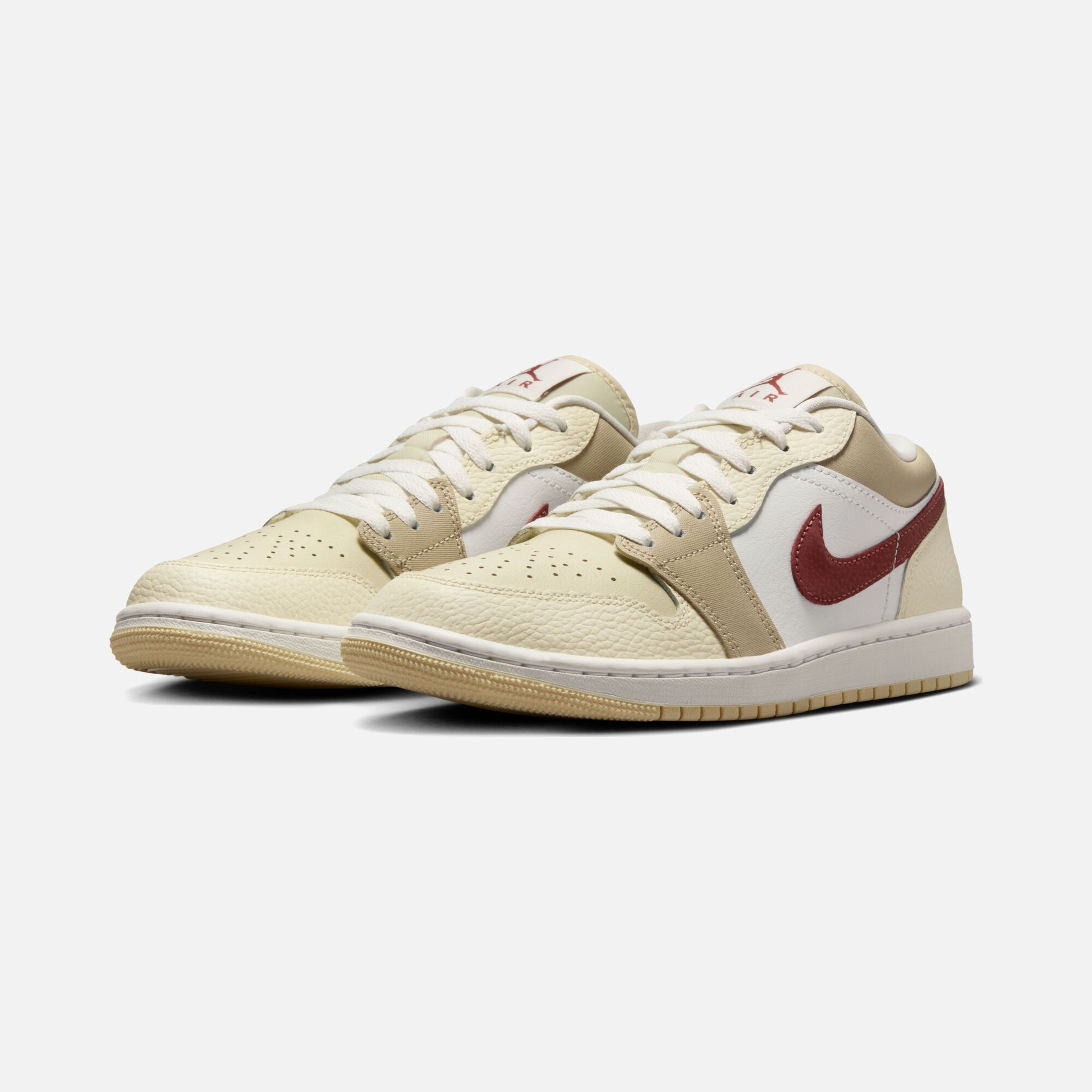 Nike Air Jordan 1 Low SS25 Kadın Spor Ayakkabı