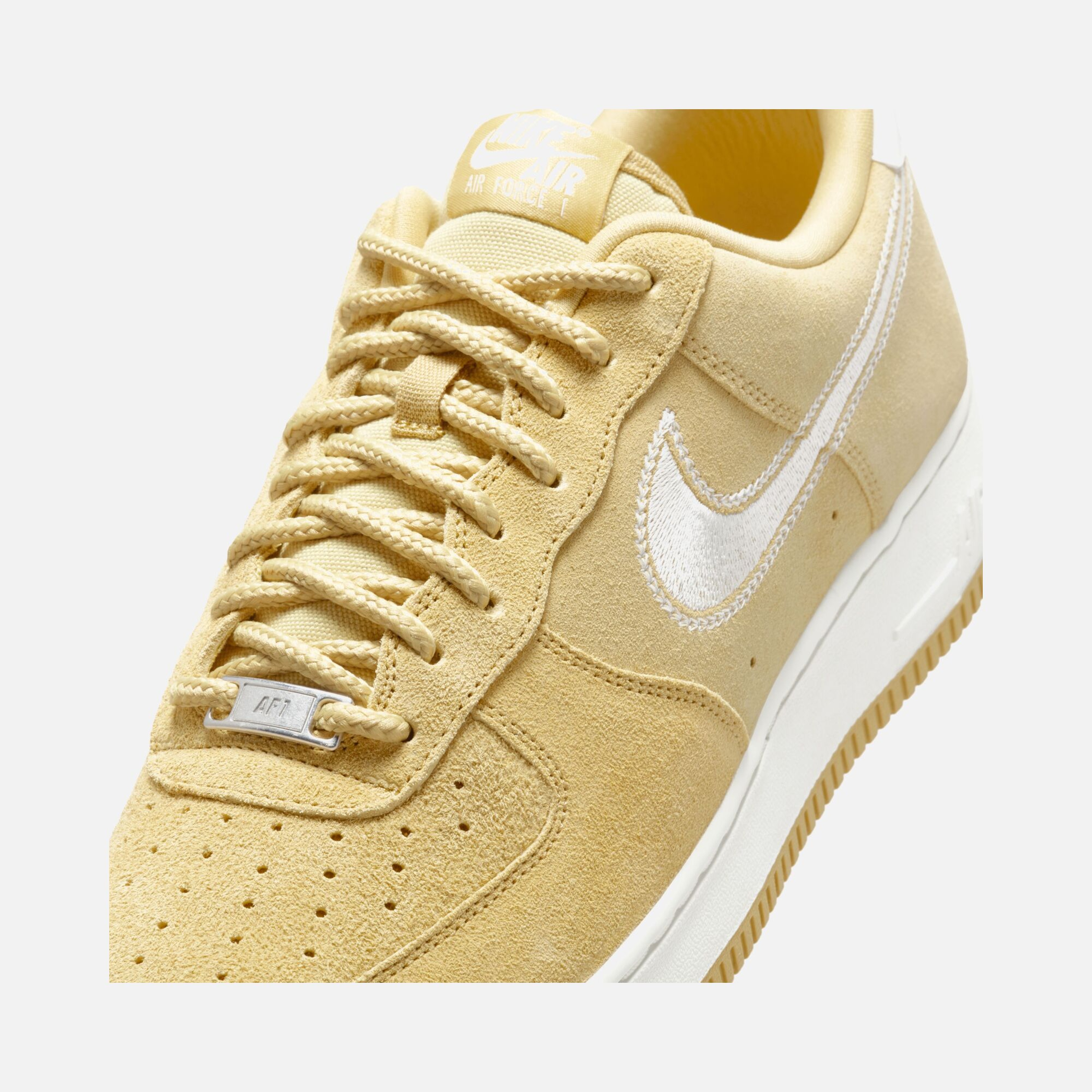 Nike Air Force 1 '07 LV8 ''Embroidered Swoosh Logo Detail'' Erkek Spor Ayakkabı