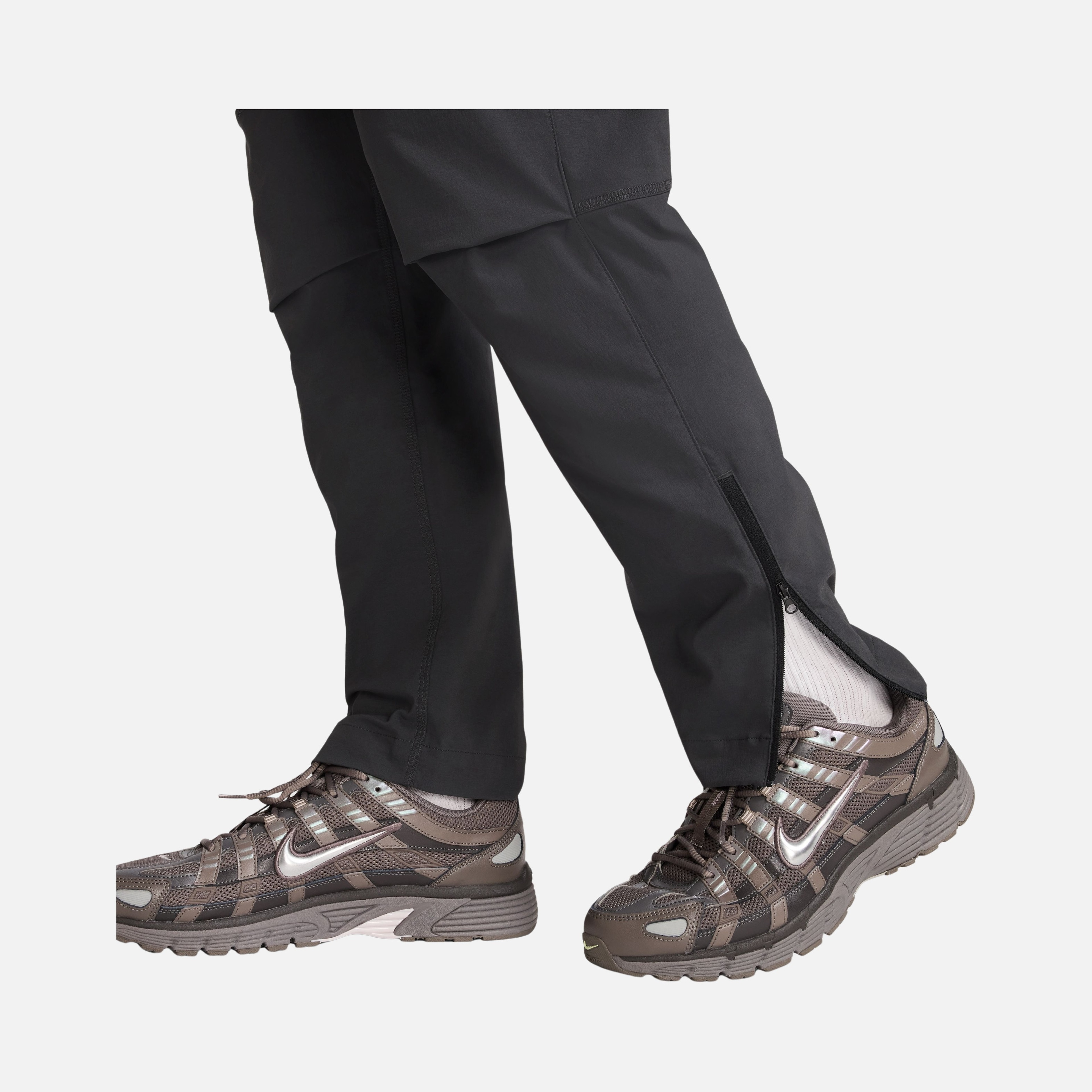 Nike Sportswear Tech Oversized Woven Erkek Eşofman Altı