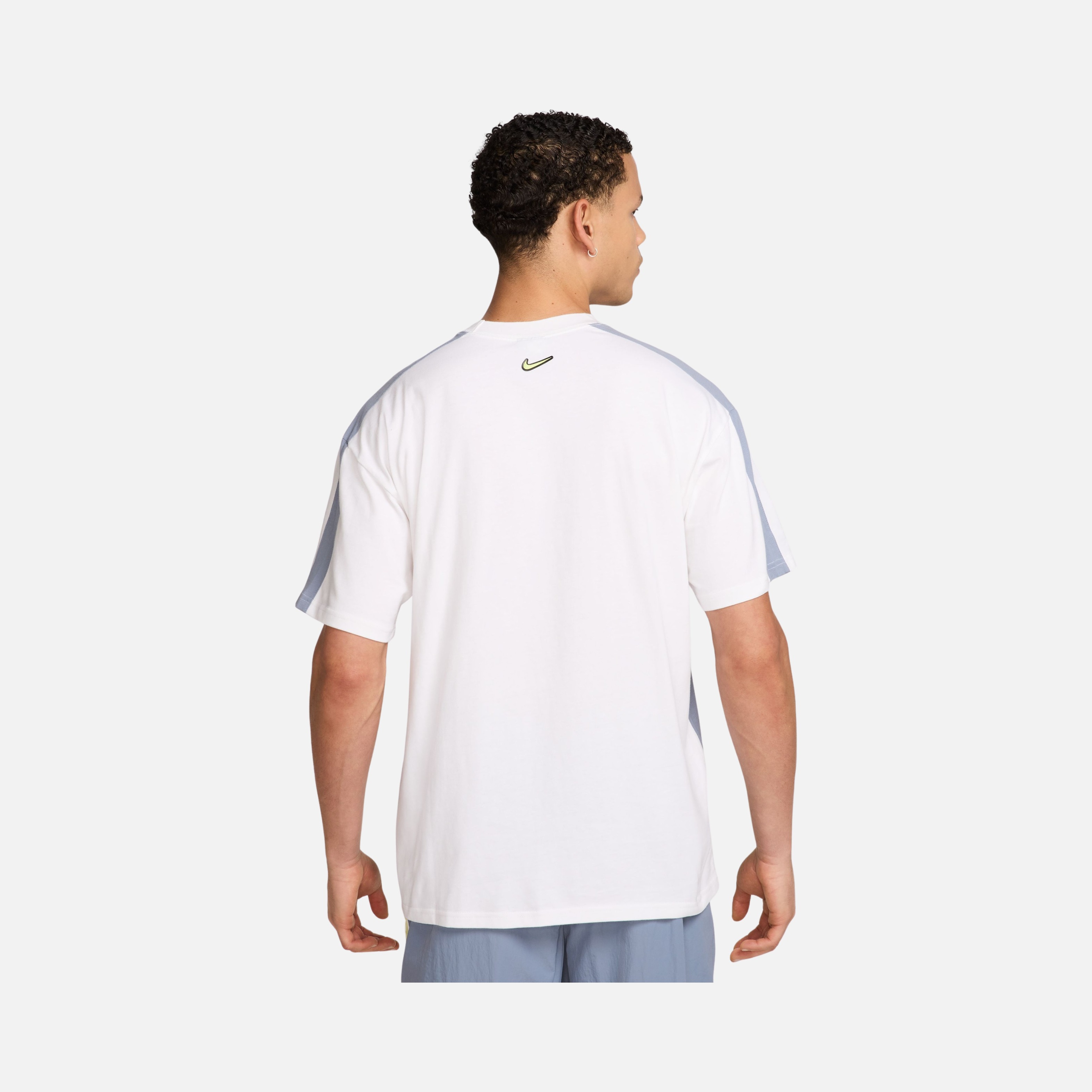Nike Sportswear Tuned Air Graphic Loose Cut Color Blocked Short-Sleeve Erkek Tişört