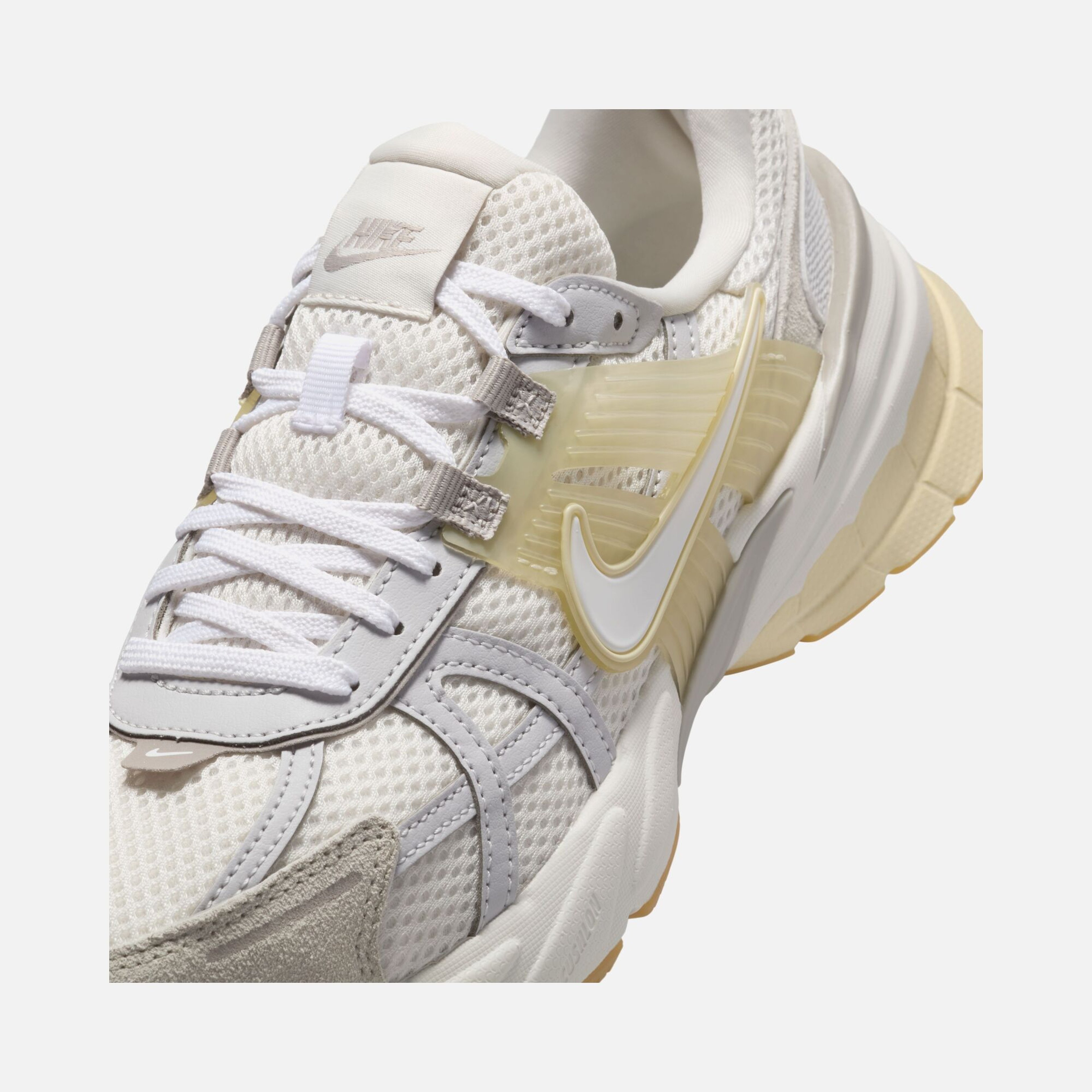 Nike V2K Run Sportswear SS25 Kadın Spor Ayakkabı