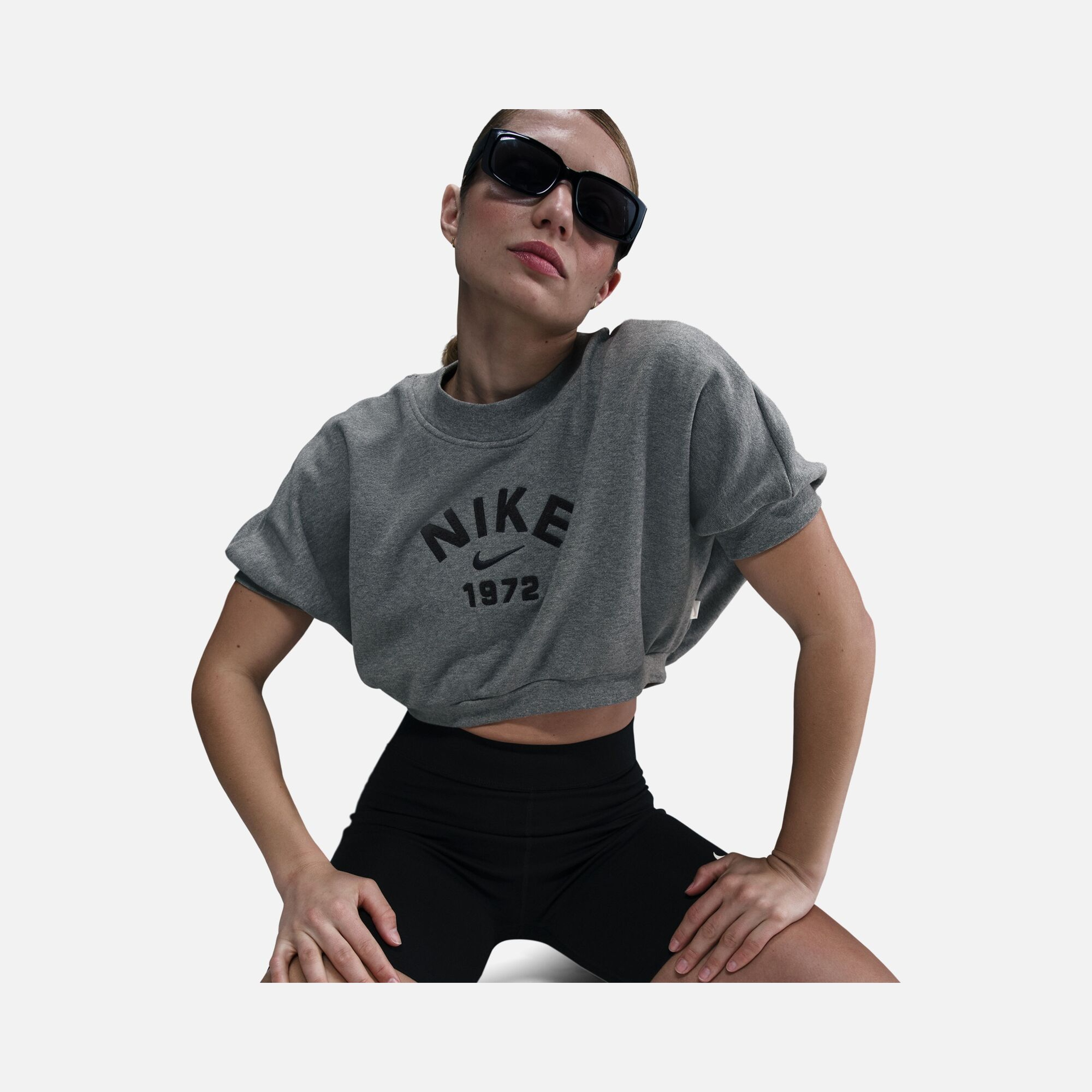 Nike Sportswear Collection Fleece Crew Cropped Short-Sleeve Kadın Tişört