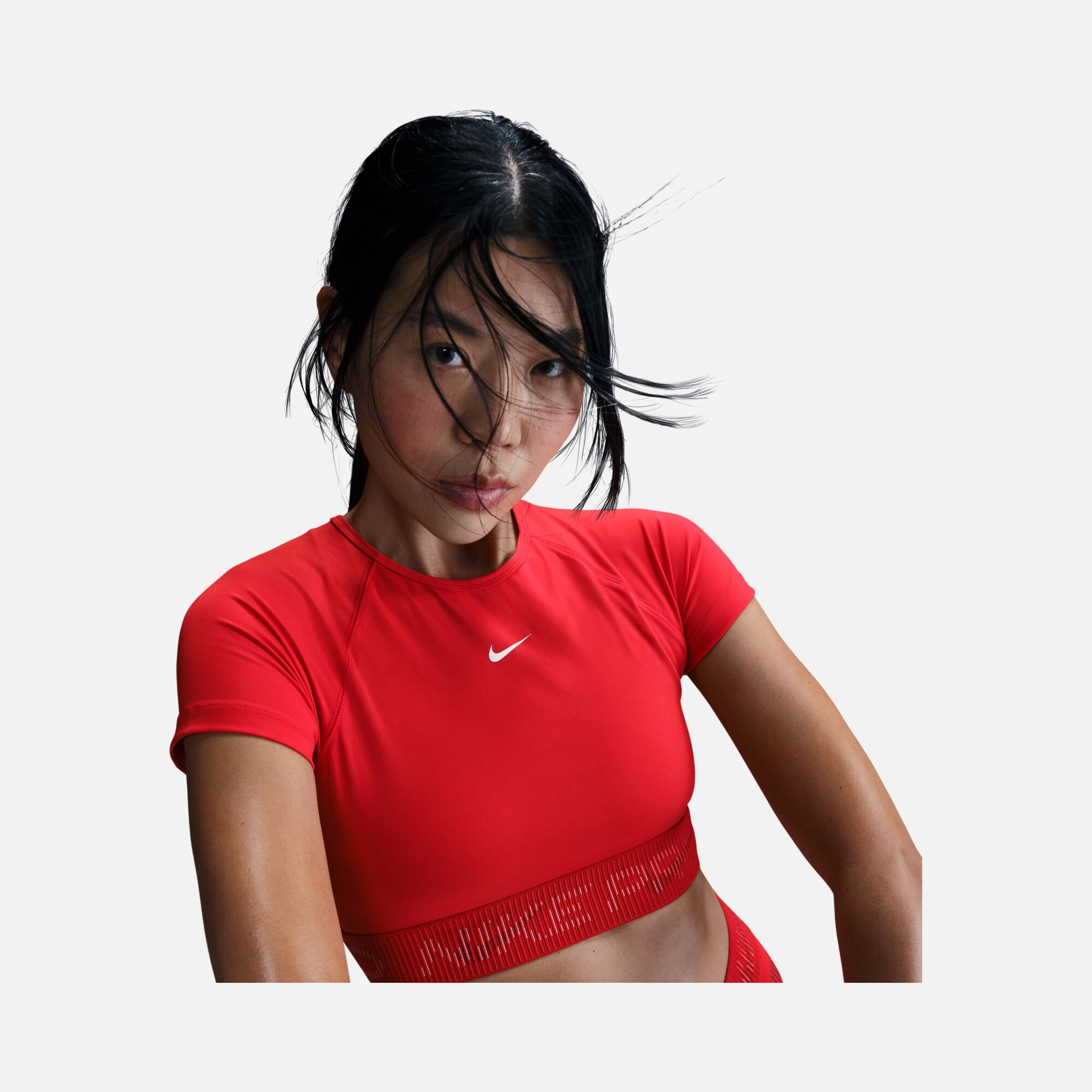 Nike Pro Dri-Fit Swoosh Graphic Cropped Training Short-Sleeve Kadın Tişört