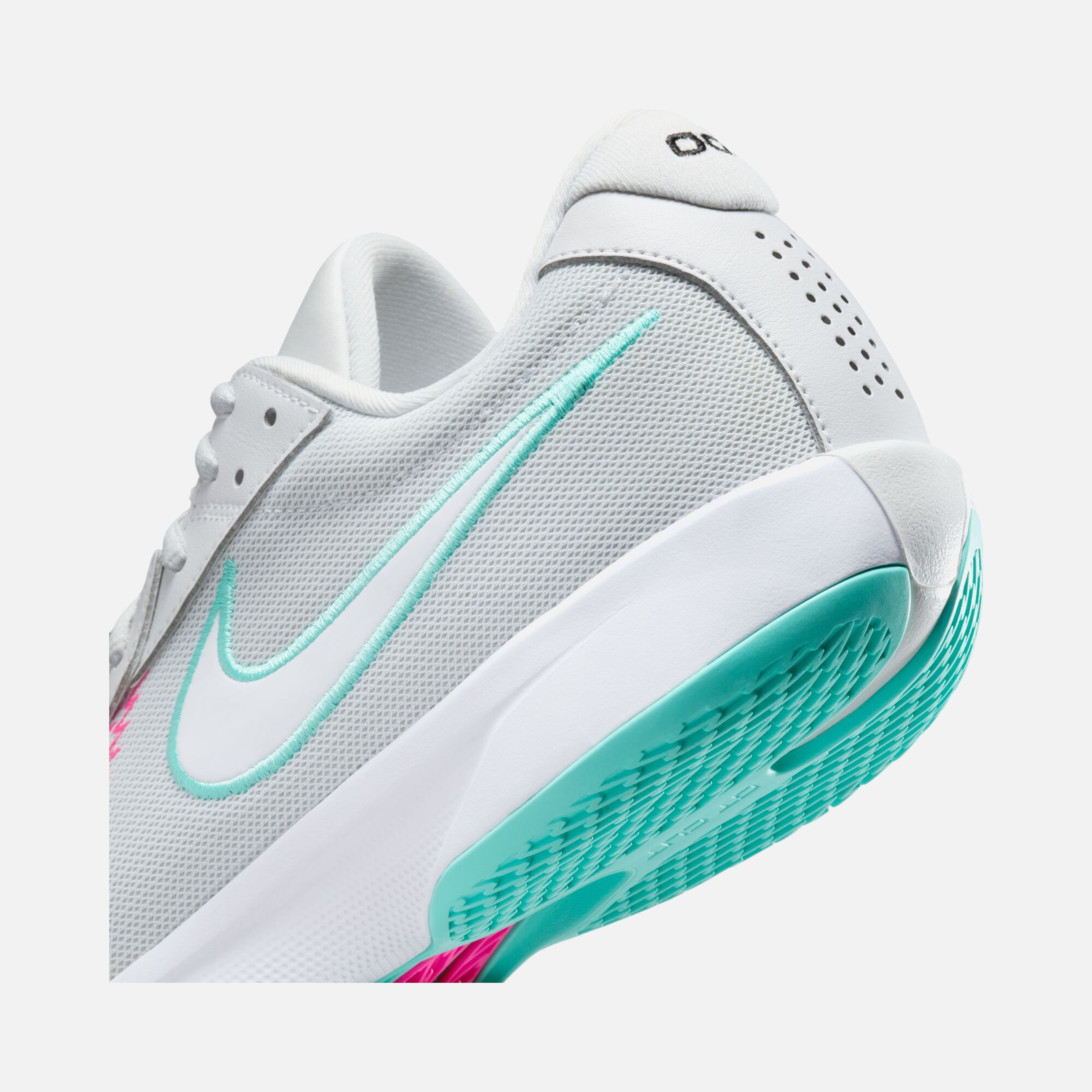 Nike G.T. Cut Academy Air Zoom Erkek Basketbol Ayakkabısı