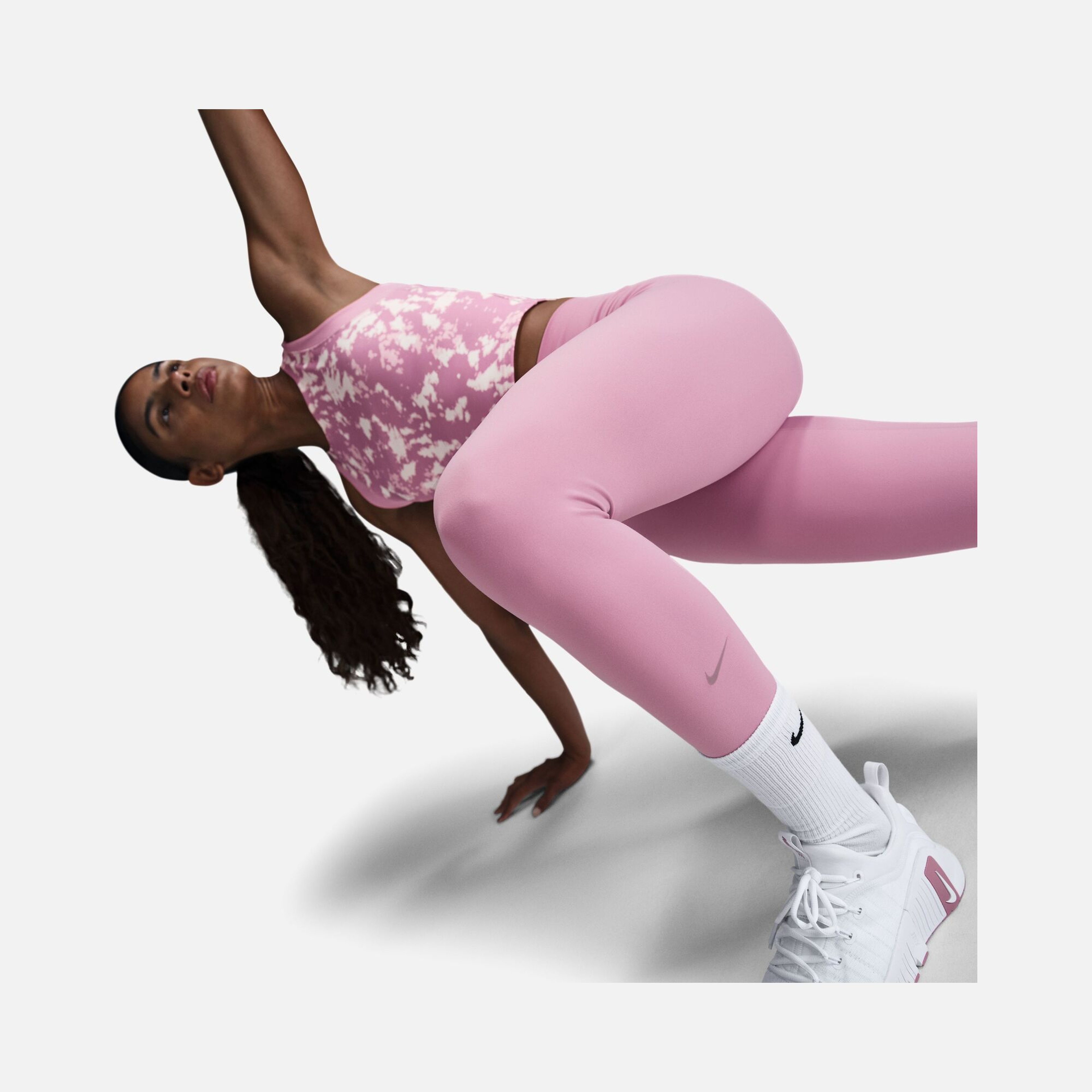 Nike One Dri-Fit High-Waisted 7/8 Multidirectional Kadın Tayt