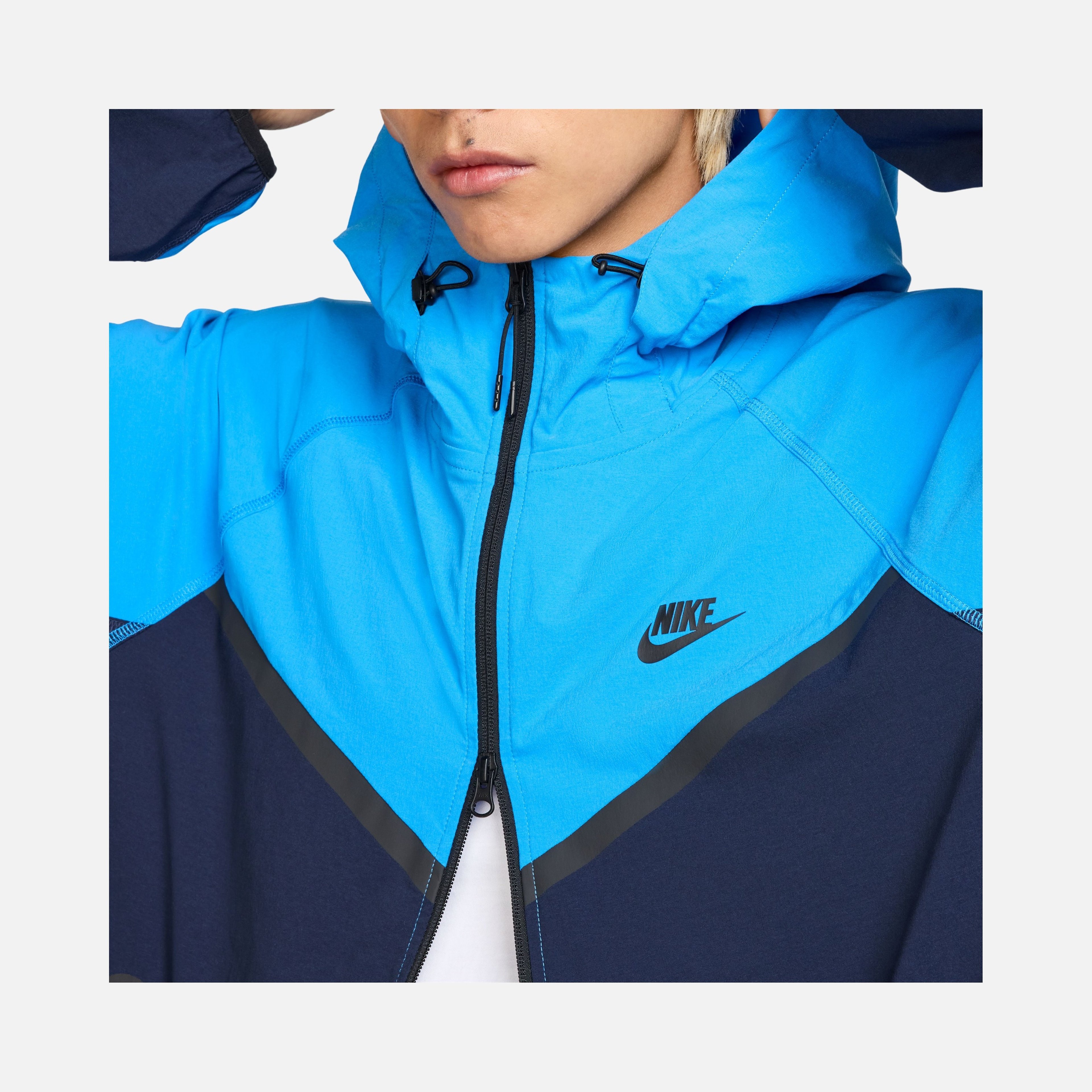 Nike Sportswear Tech Woven Windrunner Full-Zip Hooded Erkek Ceket